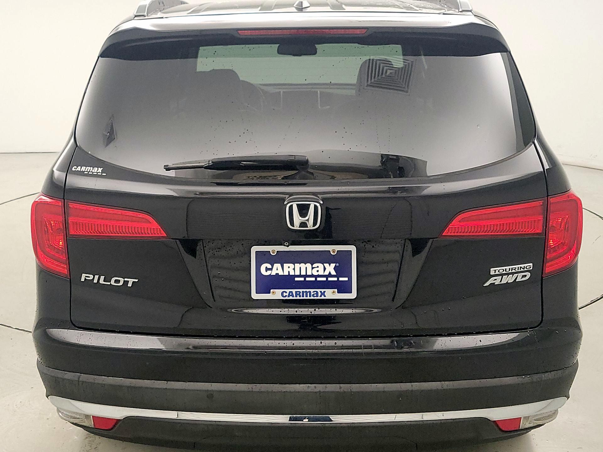 Thumbnail: 2017 Honda Pilot - 6