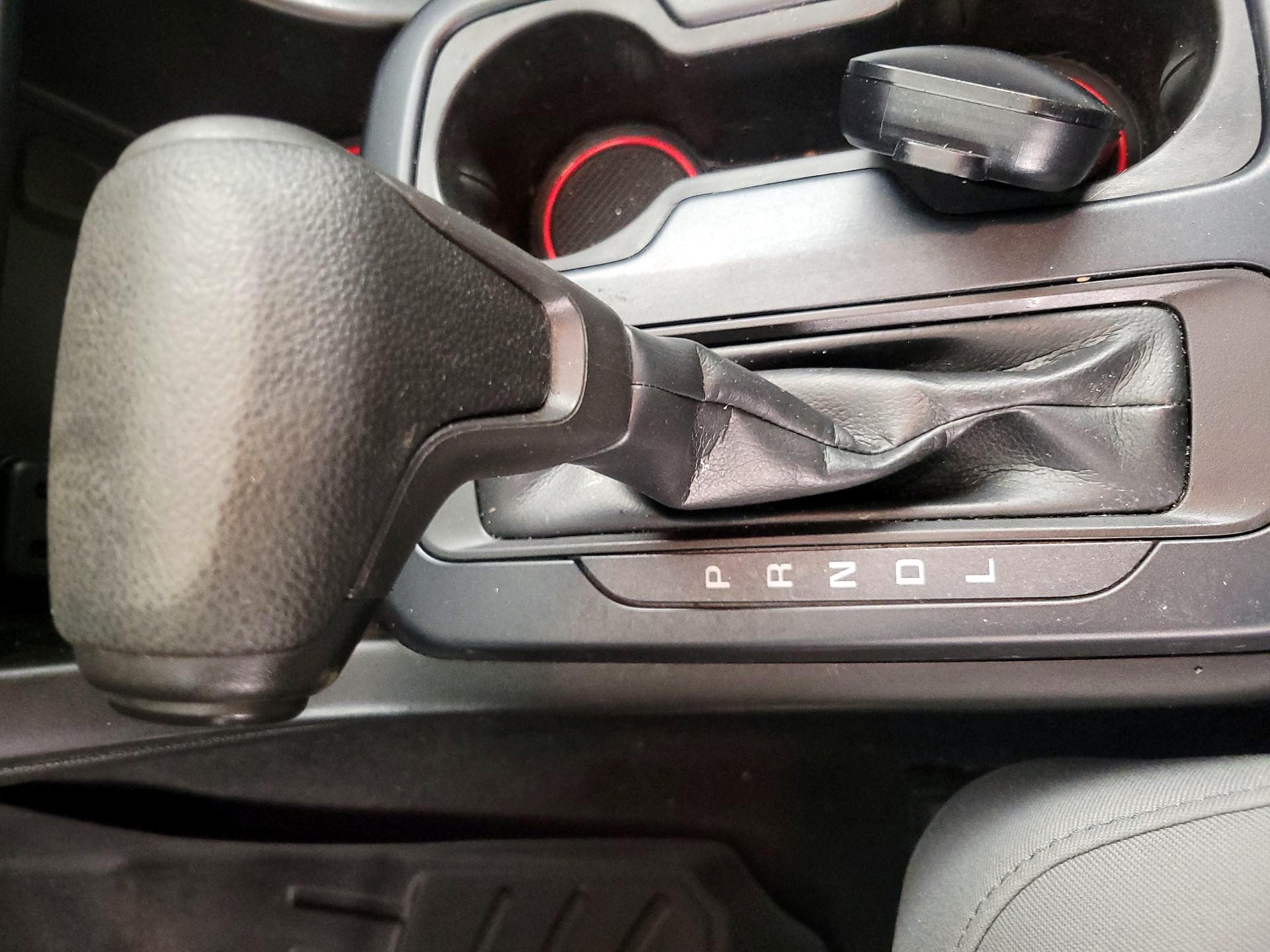 Thumbnail: 2019 Chevrolet Colorado - 15