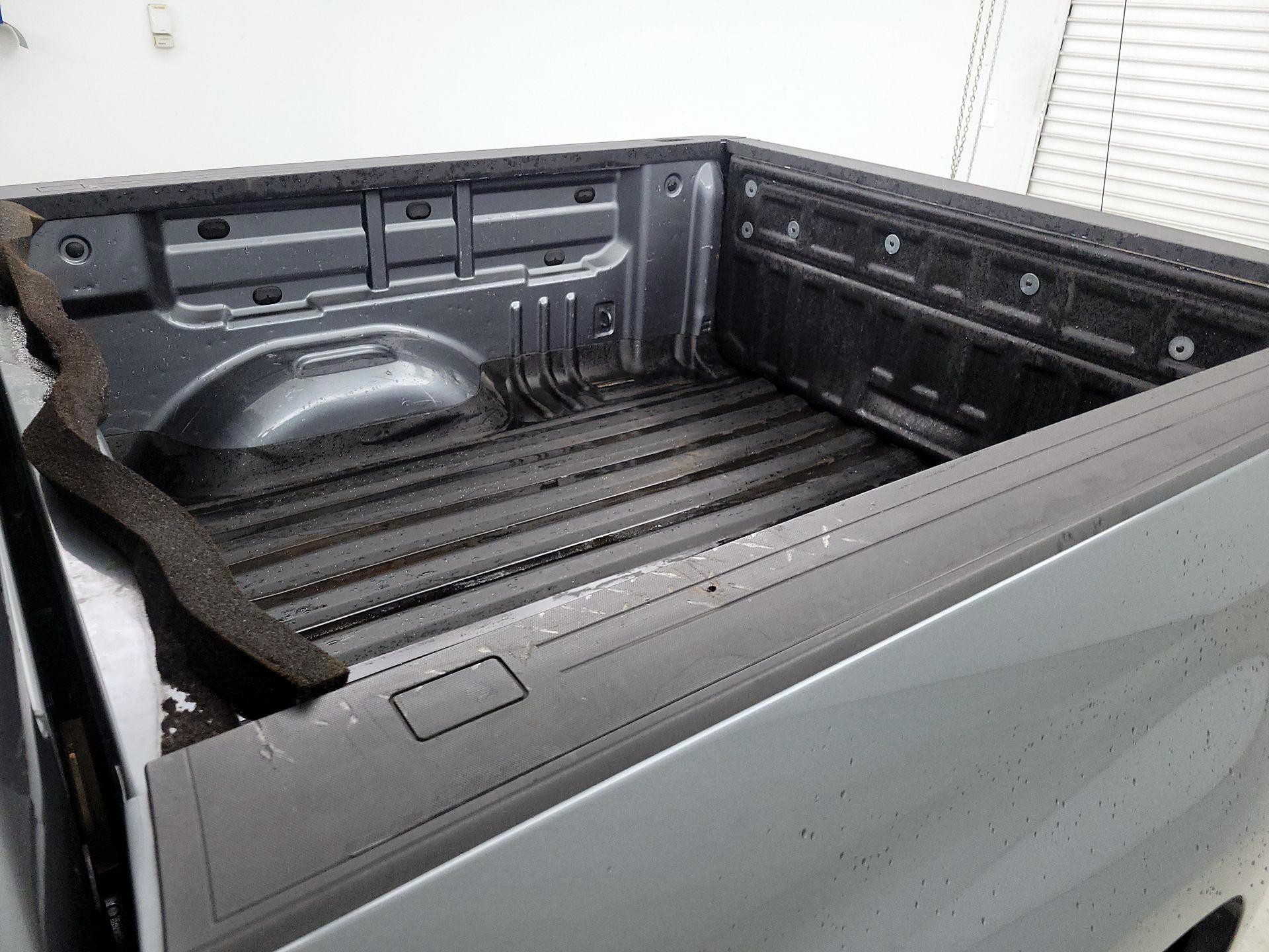 Thumbnail: 2019 Chevrolet Colorado - 18