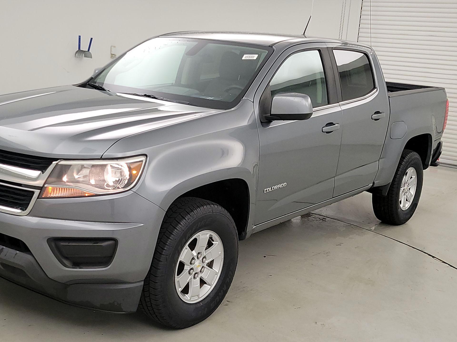 Thumbnail: 2019 Chevrolet Colorado - 3