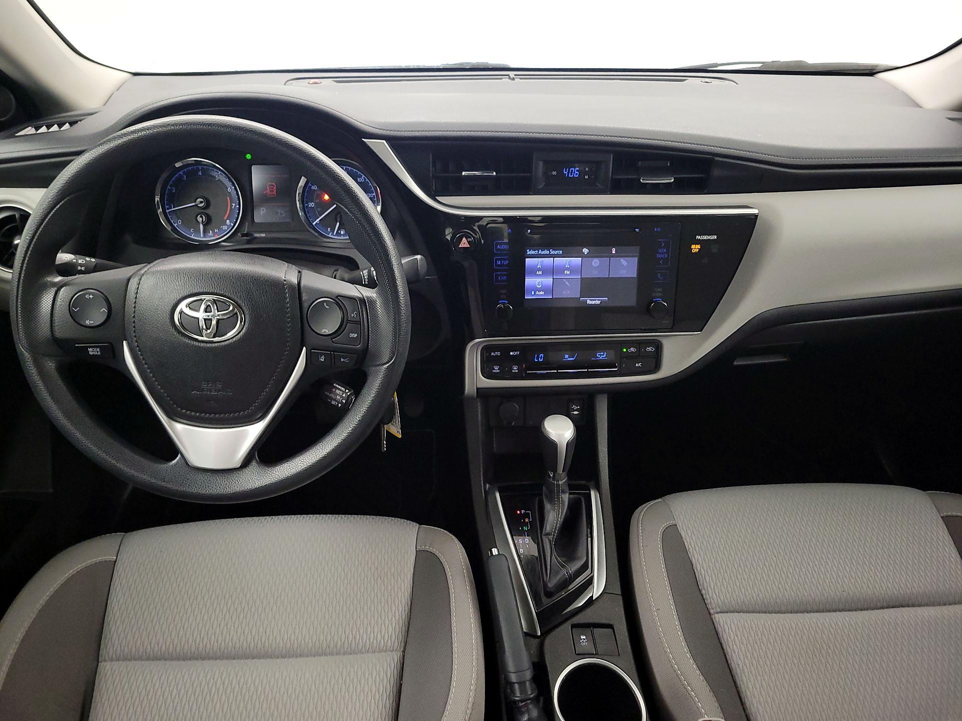 Thumbnail: 2017 Toyota Corolla - 8