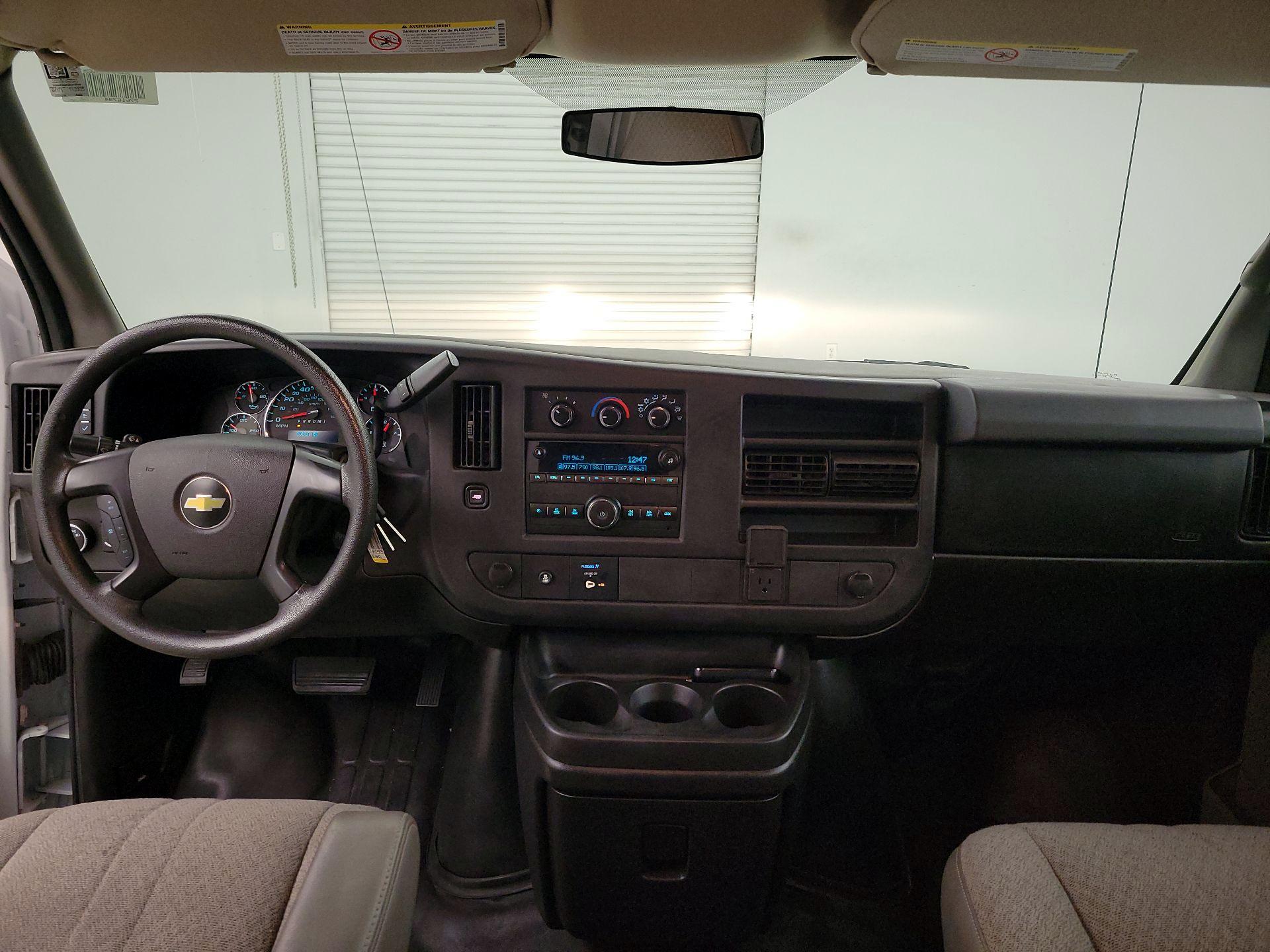 Thumbnail: 2015 Chevrolet Express - 9
