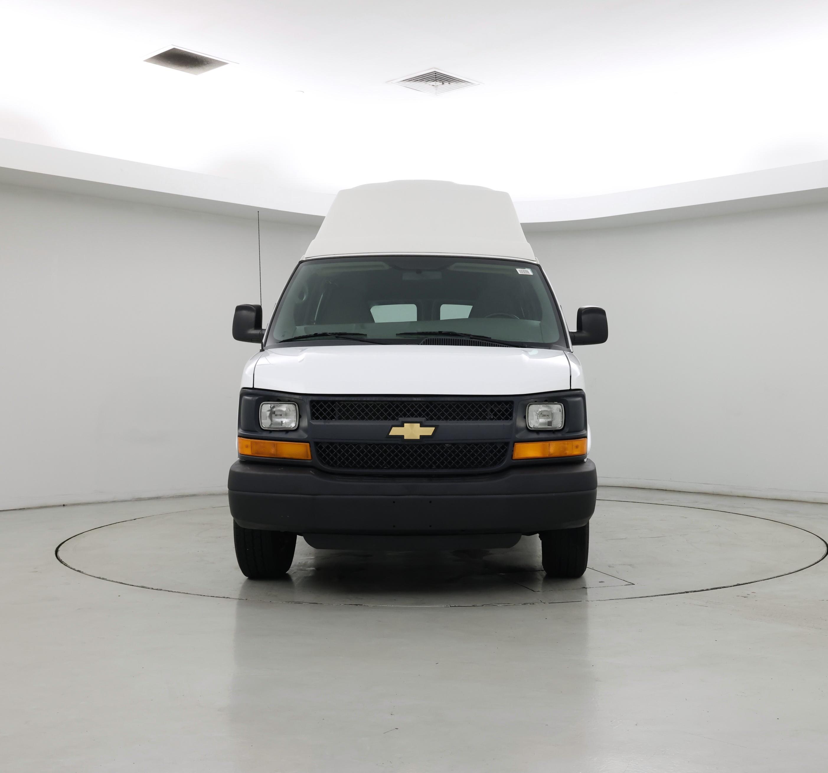 Thumbnail: 2015 Chevrolet Express - 5
