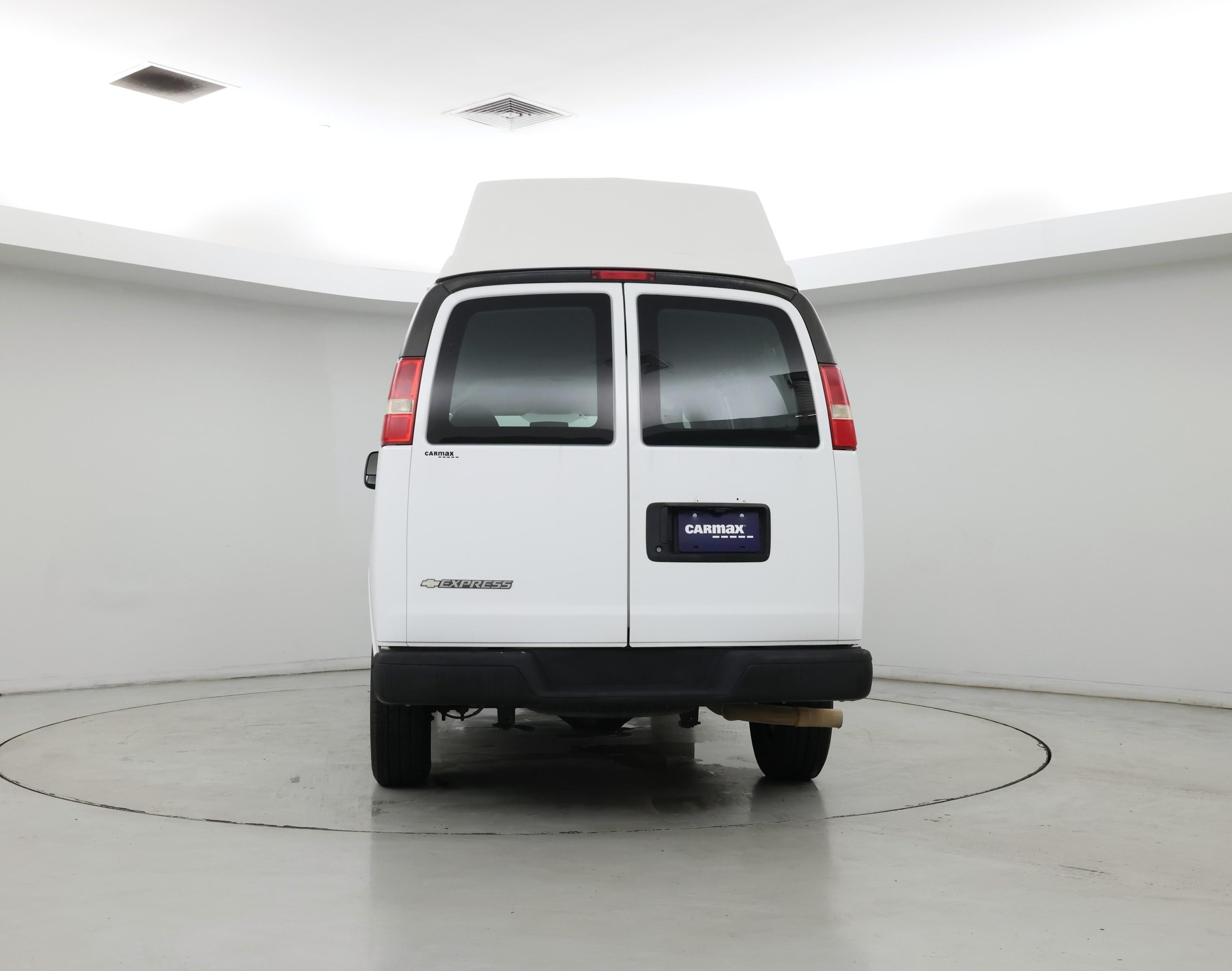 Thumbnail: 2015 Chevrolet Express - 6