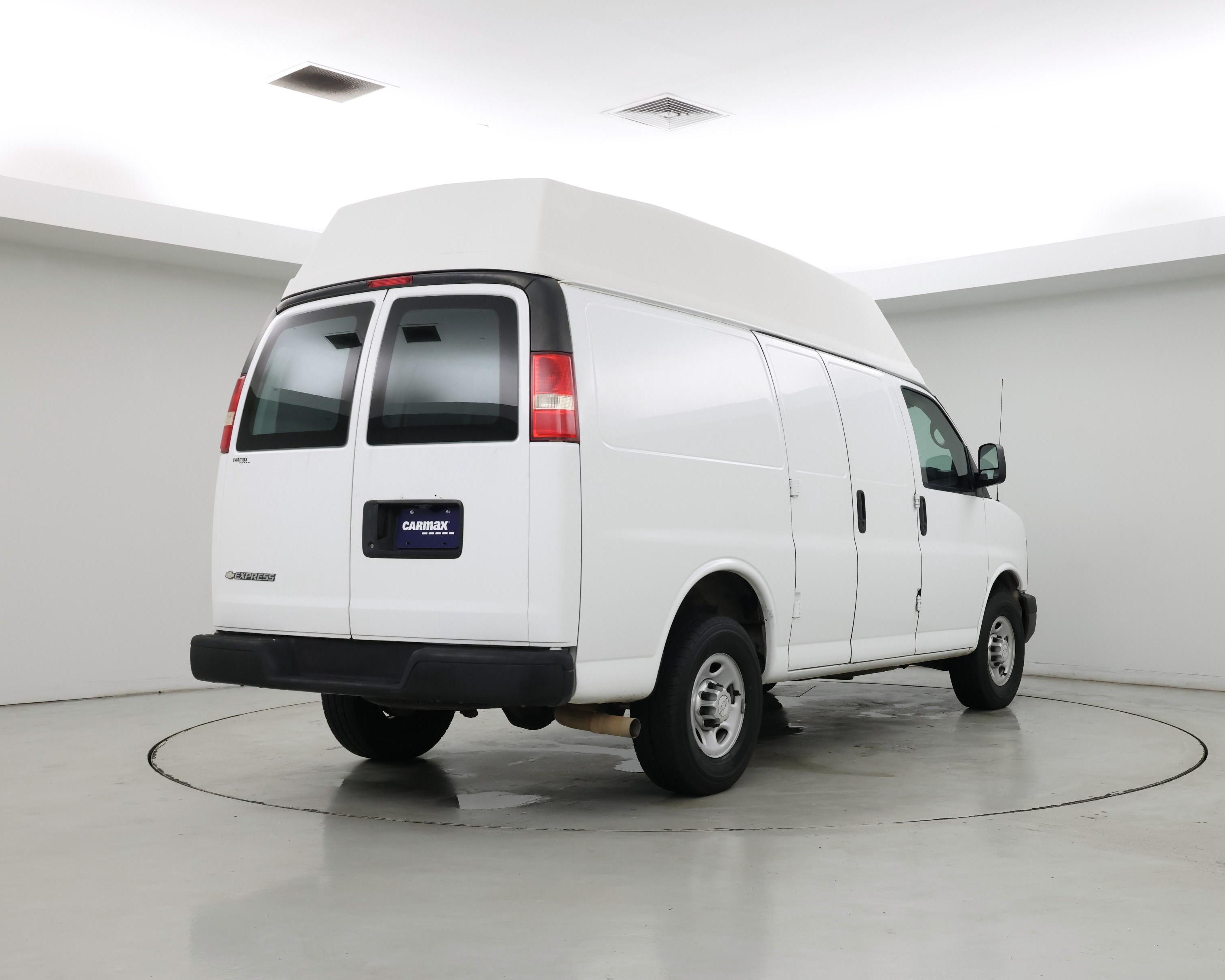Thumbnail: 2015 Chevrolet Express - 8