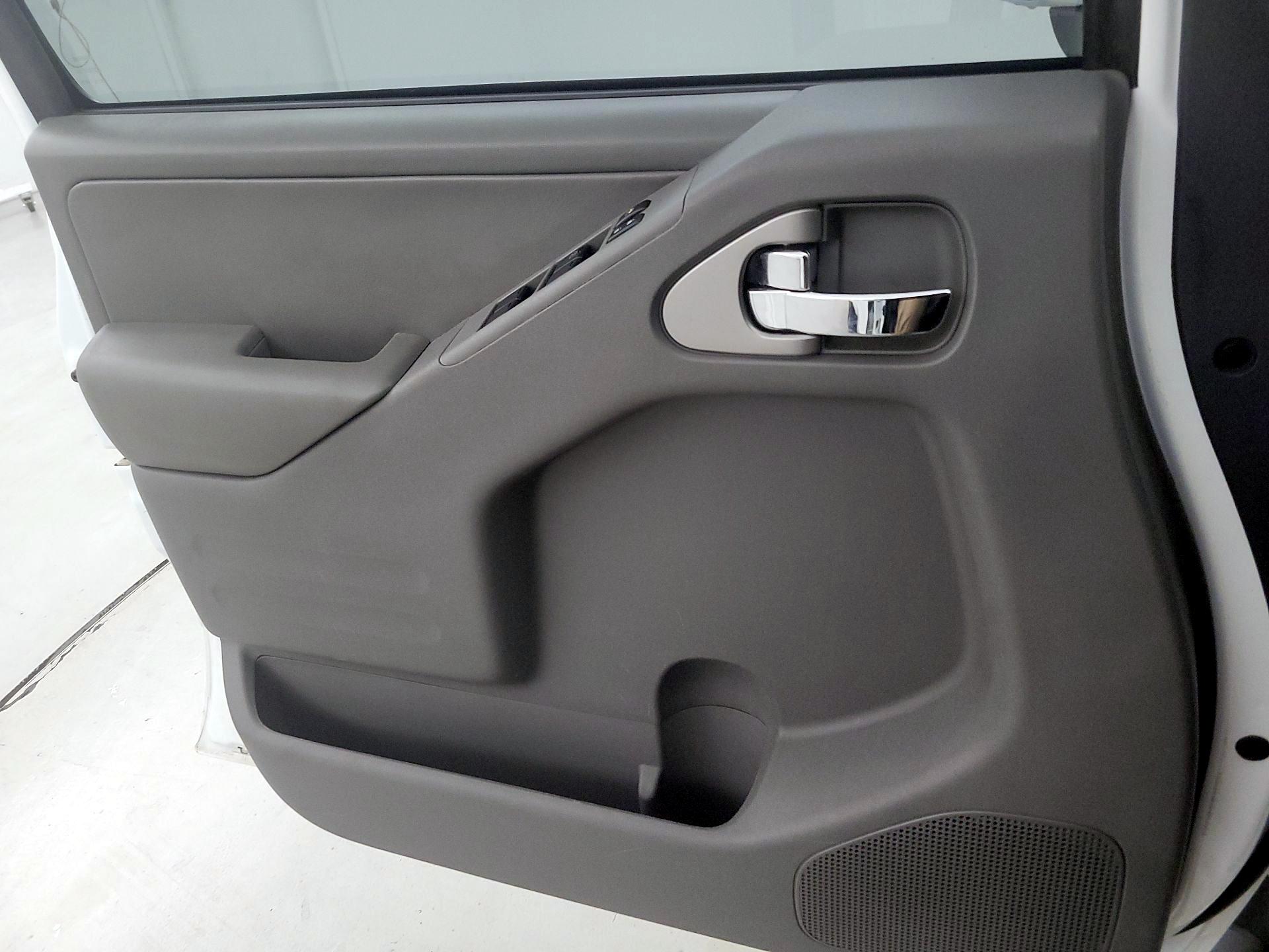 Thumbnail: 2017 Nissan Frontier - 10
