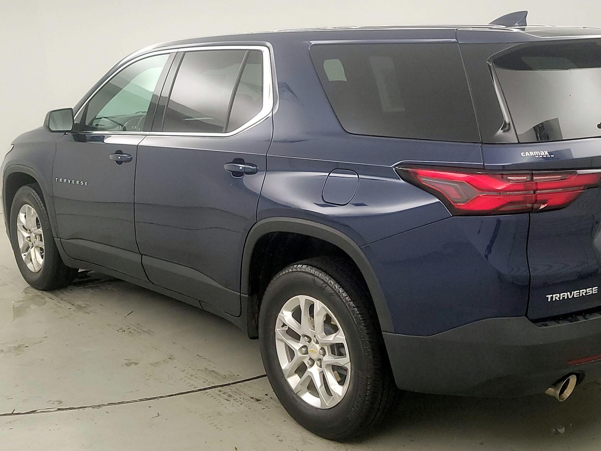 Thumbnail: 2022 Chevrolet Traverse - 7