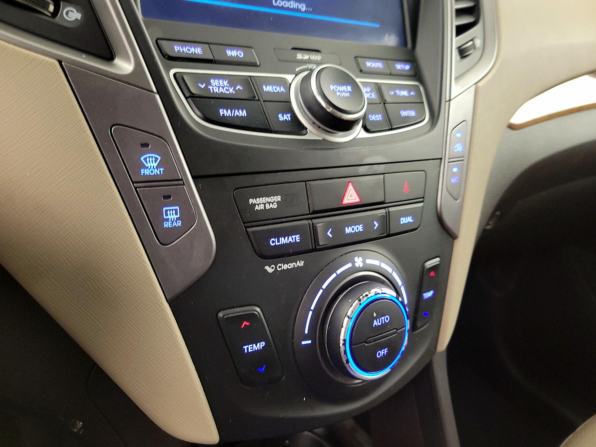 Thumbnail: 2013 Hyundai Santa Fe - 17