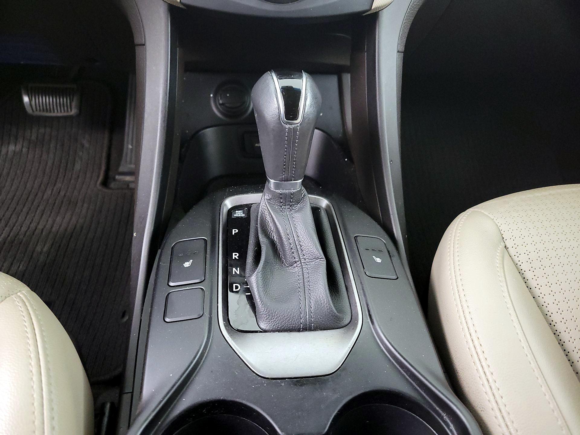 Thumbnail: 2013 Hyundai Santa Fe - 18