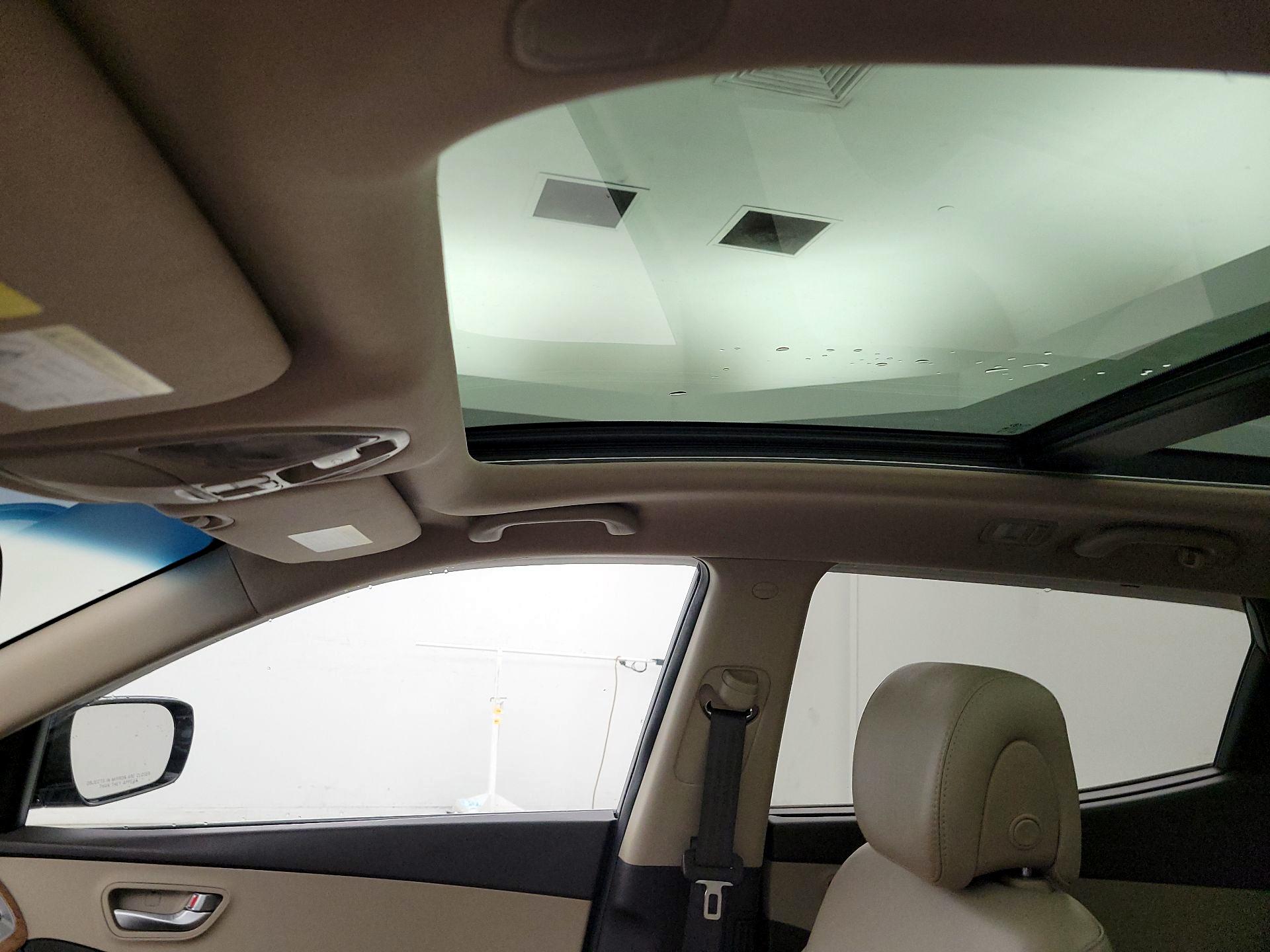 Thumbnail: 2013 Hyundai Santa Fe - 20
