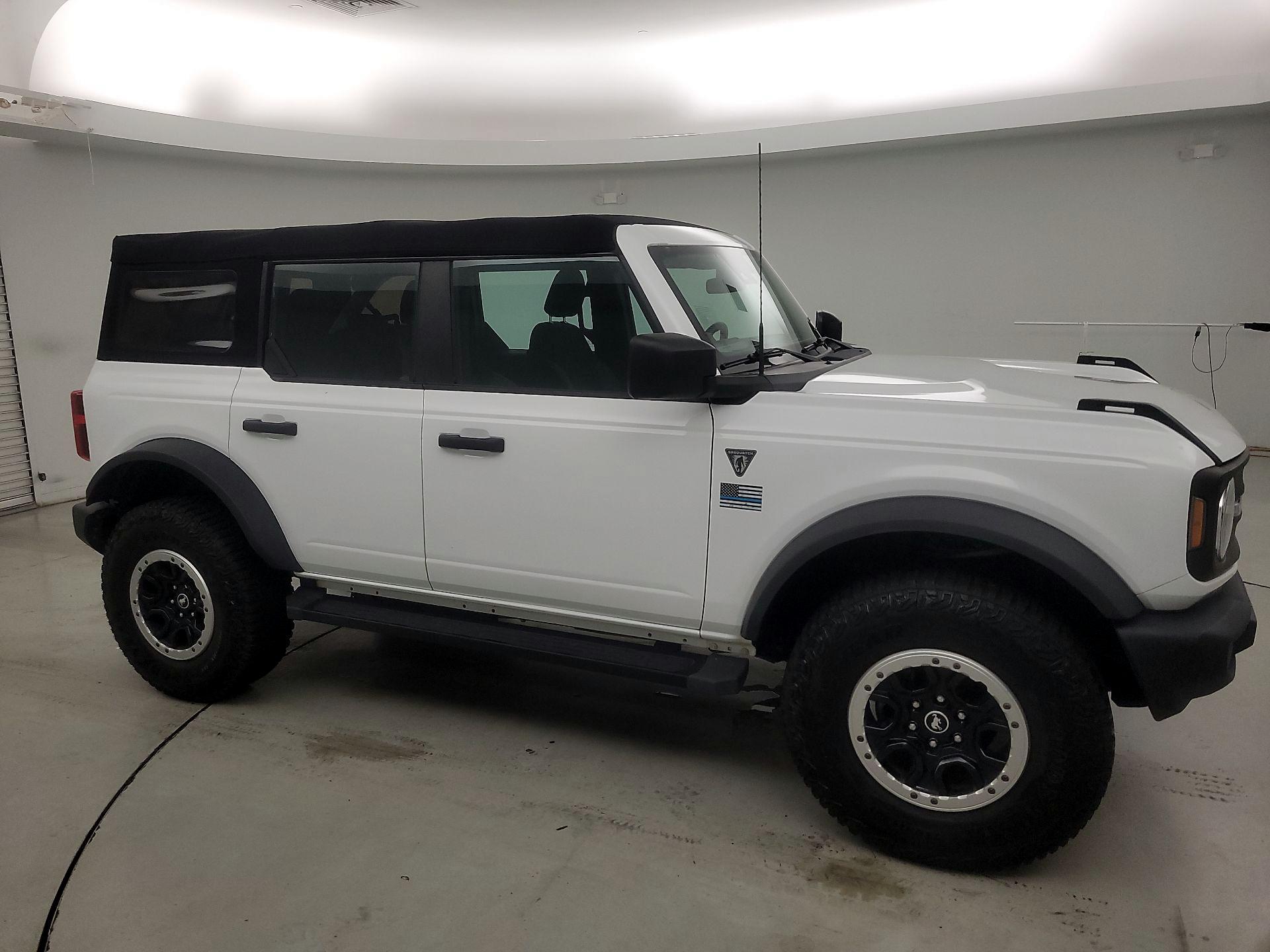 Thumbnail: 2021 Ford Bronco - 4