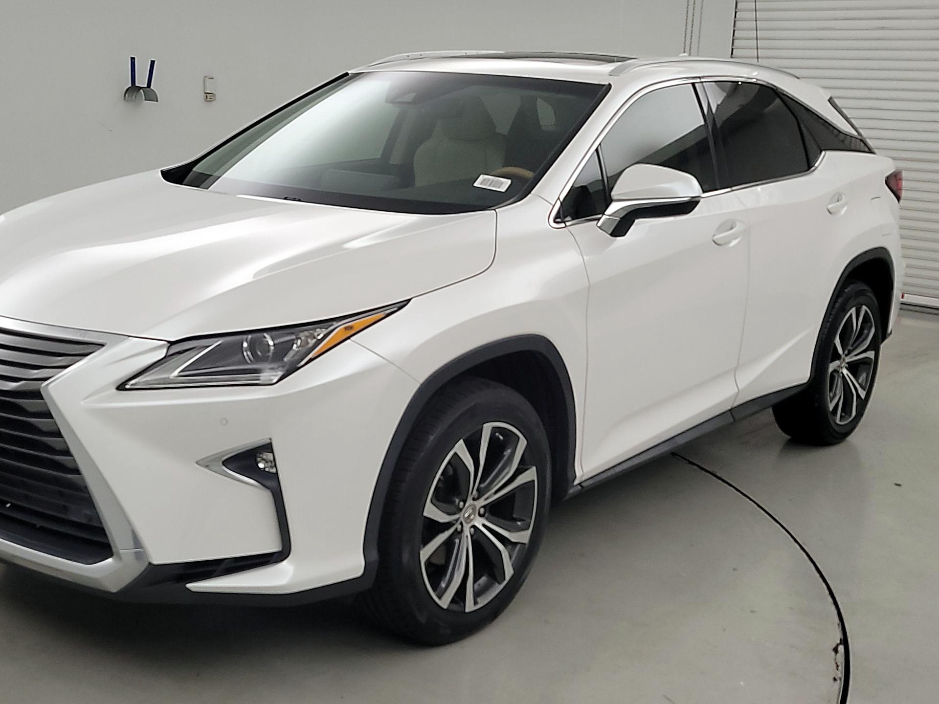 Thumbnail: 2017 Lexus RX - 3