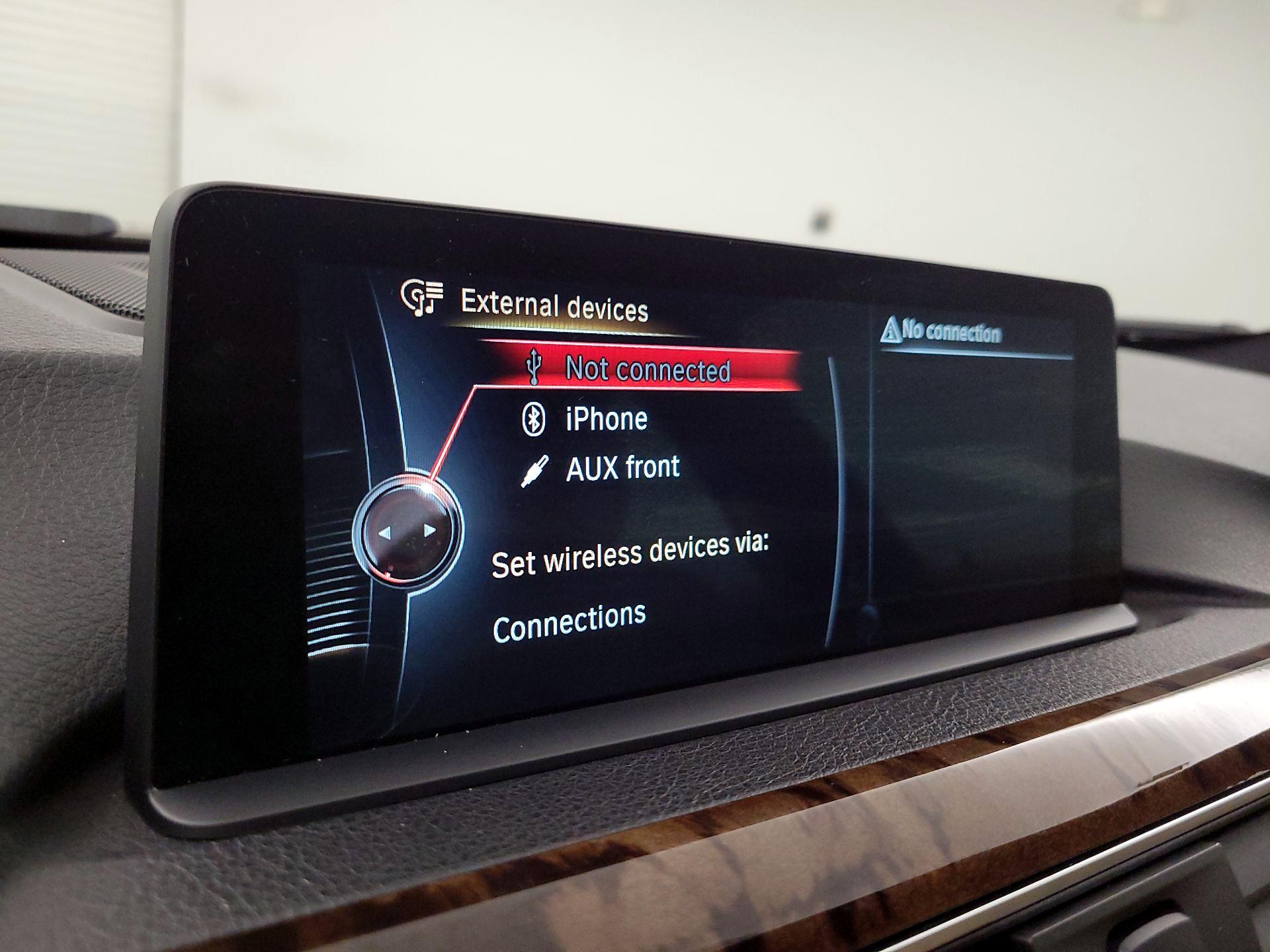 Thumbnail: 2016 BMW 3 Series - 14