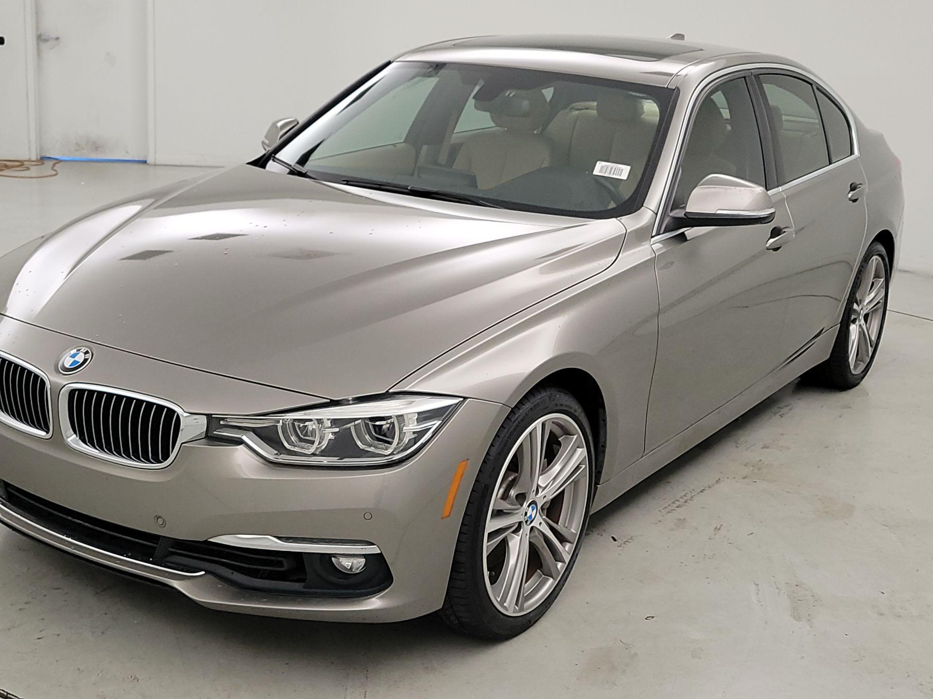 Thumbnail: 2016 BMW 3 Series - 3