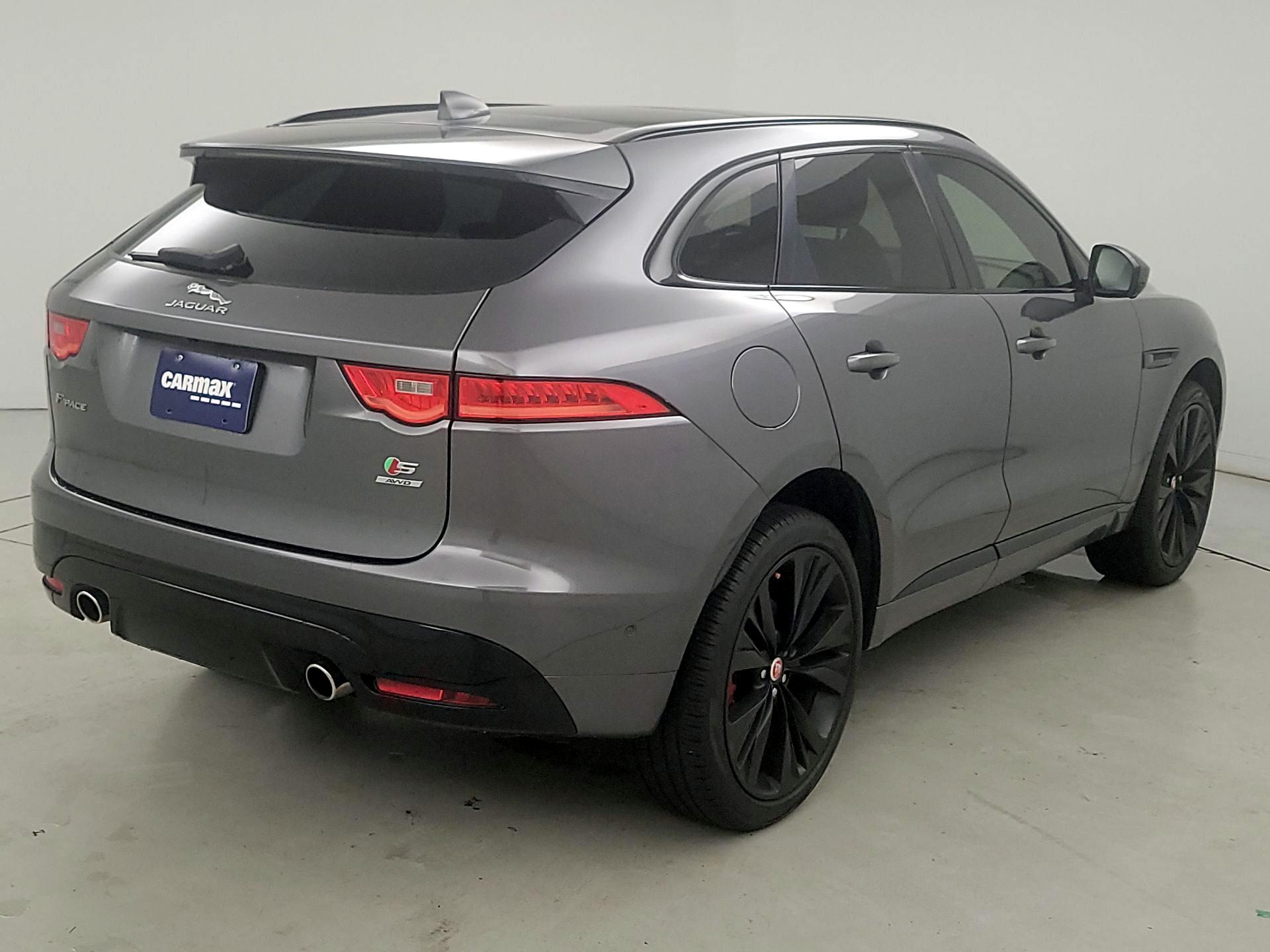 Thumbnail: 2019 Jaguar F-Pace - 5