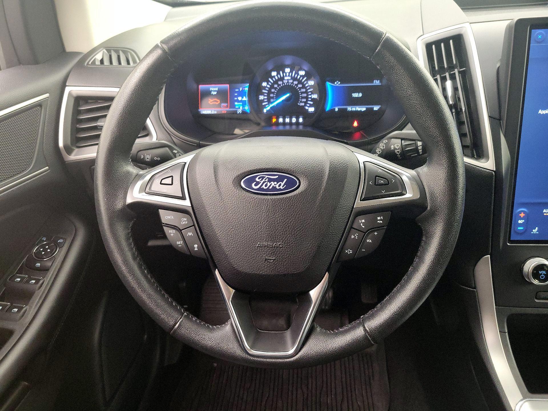 Thumbnail: 2022 Ford Edge - 10