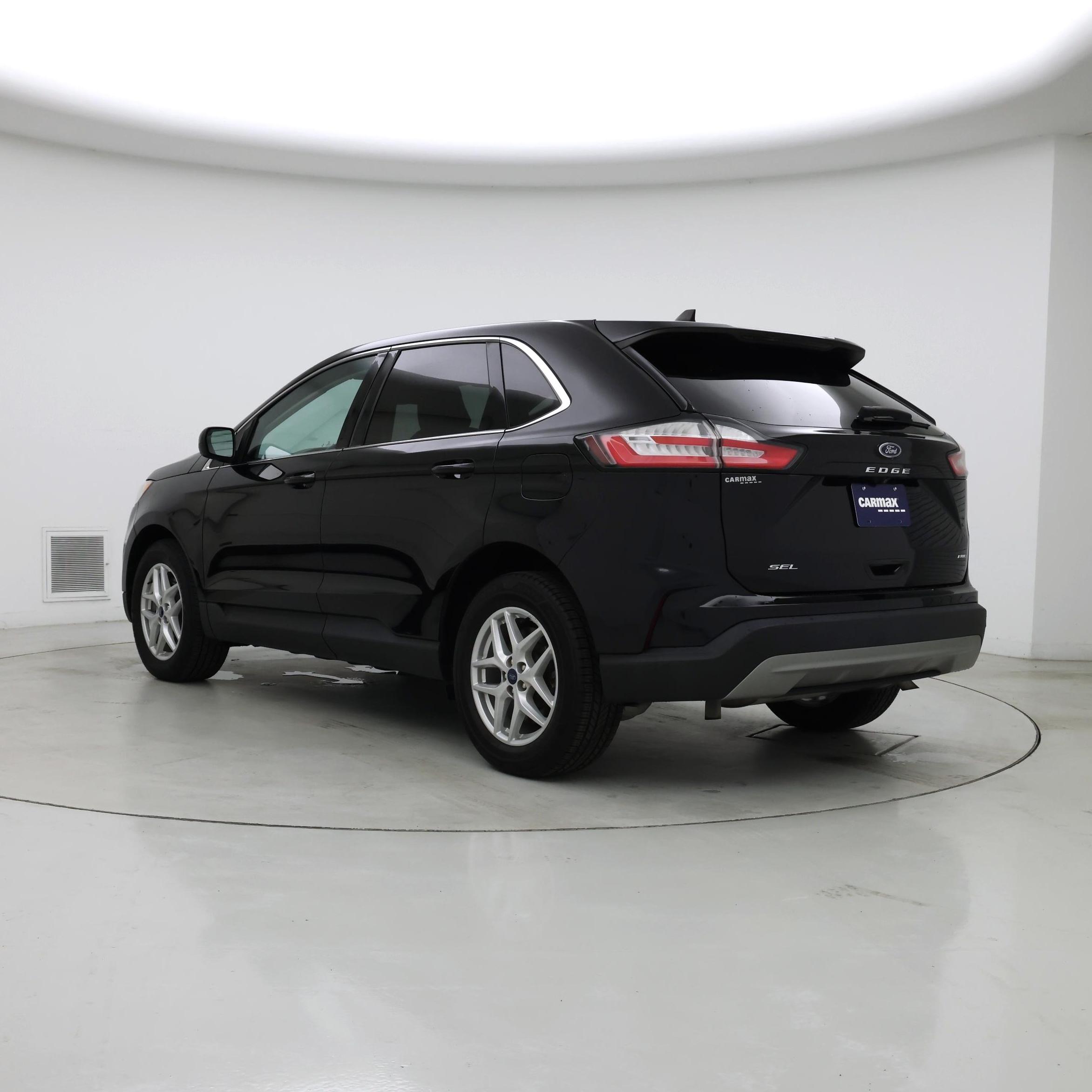 Thumbnail: 2022 Ford Edge - 2