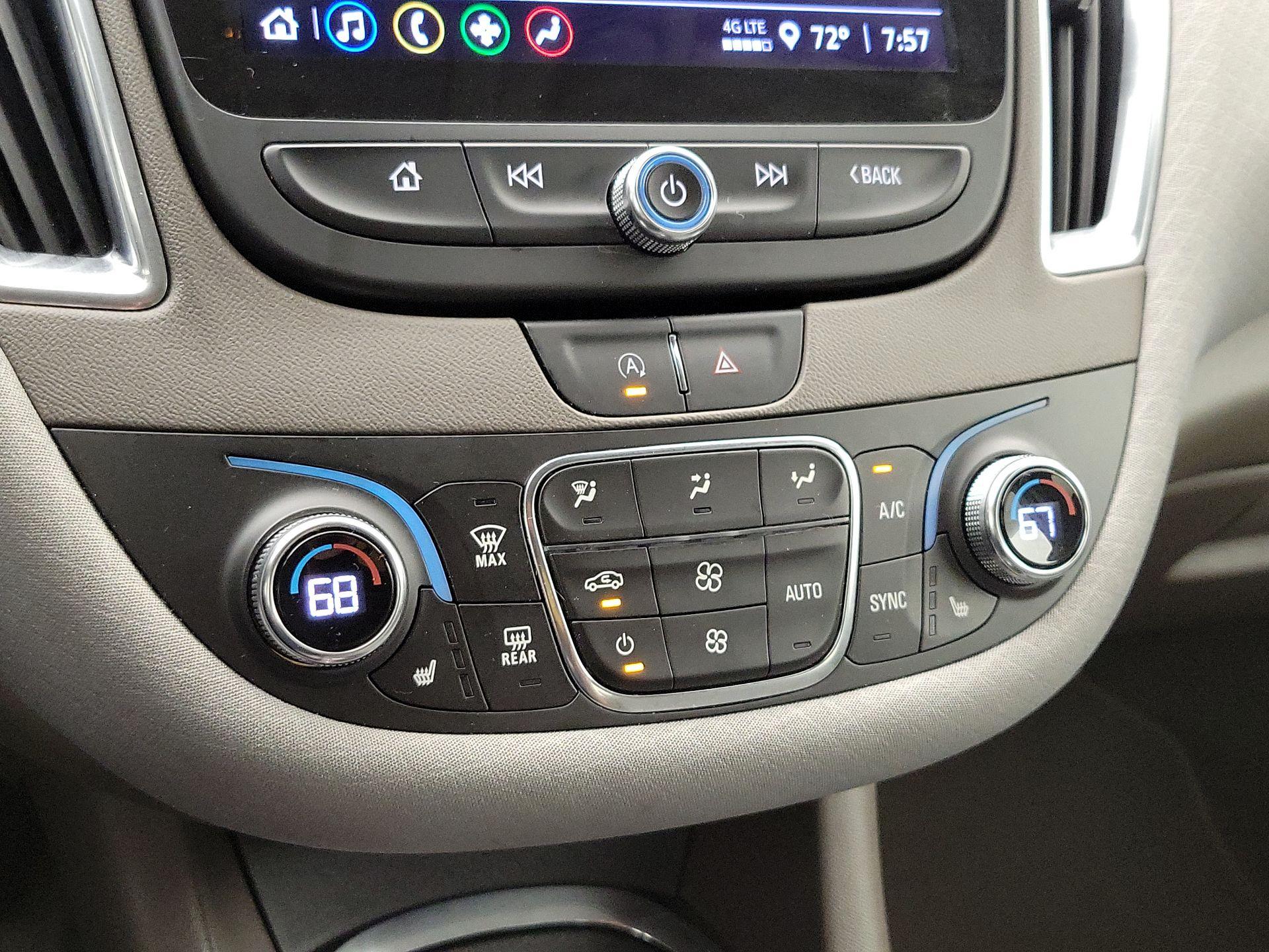 Thumbnail: 2021 Chevrolet Malibu - 16