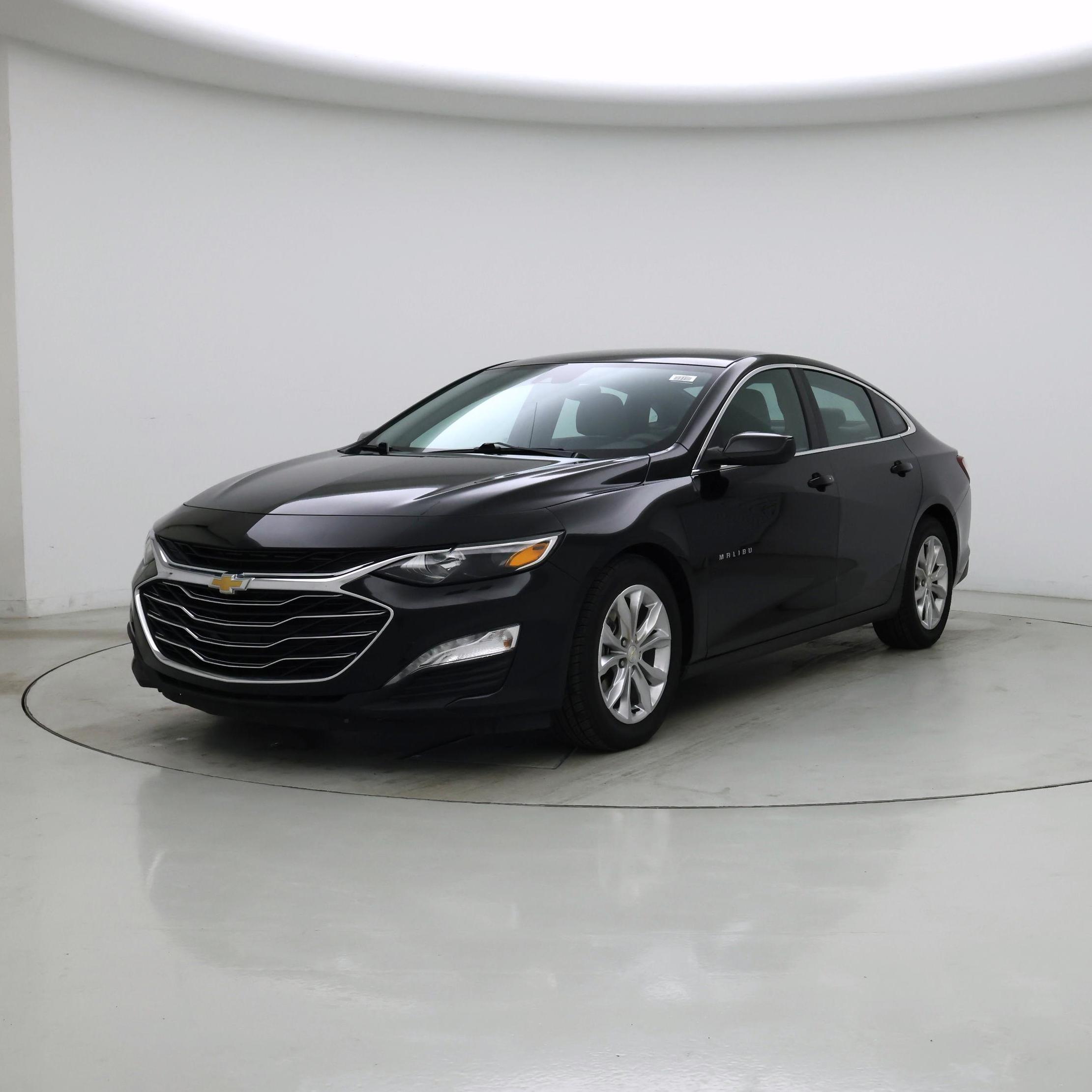 Thumbnail: 2021 Chevrolet Malibu - 4