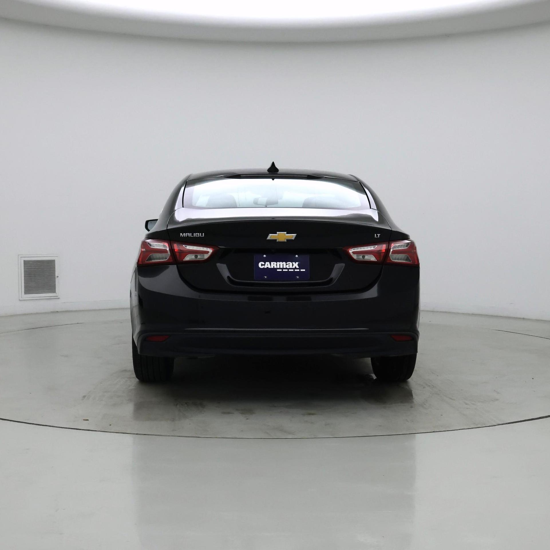 Thumbnail: 2021 Chevrolet Malibu - 6