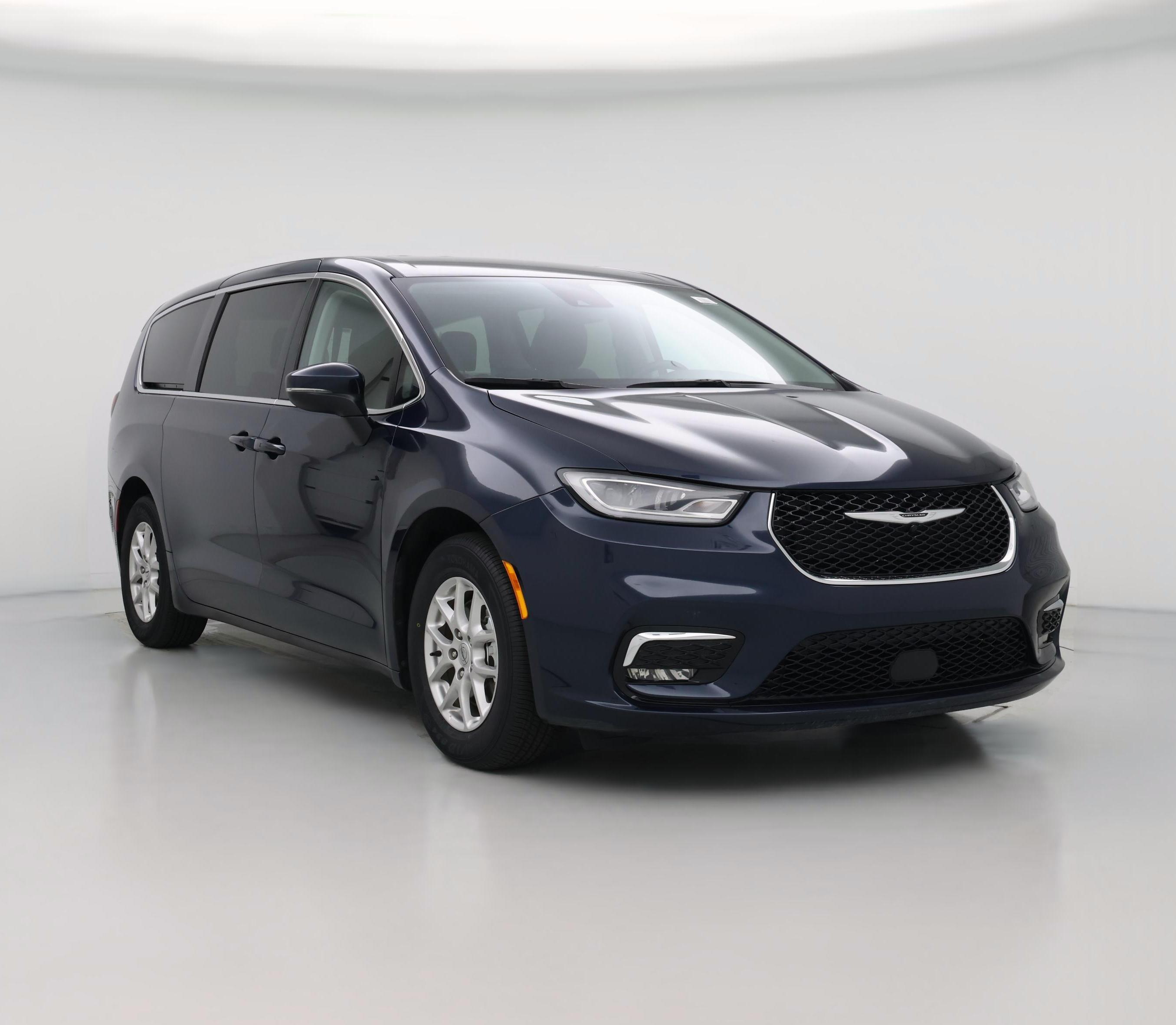 Thumbnail: 2023 Chrysler Pacifica - 1