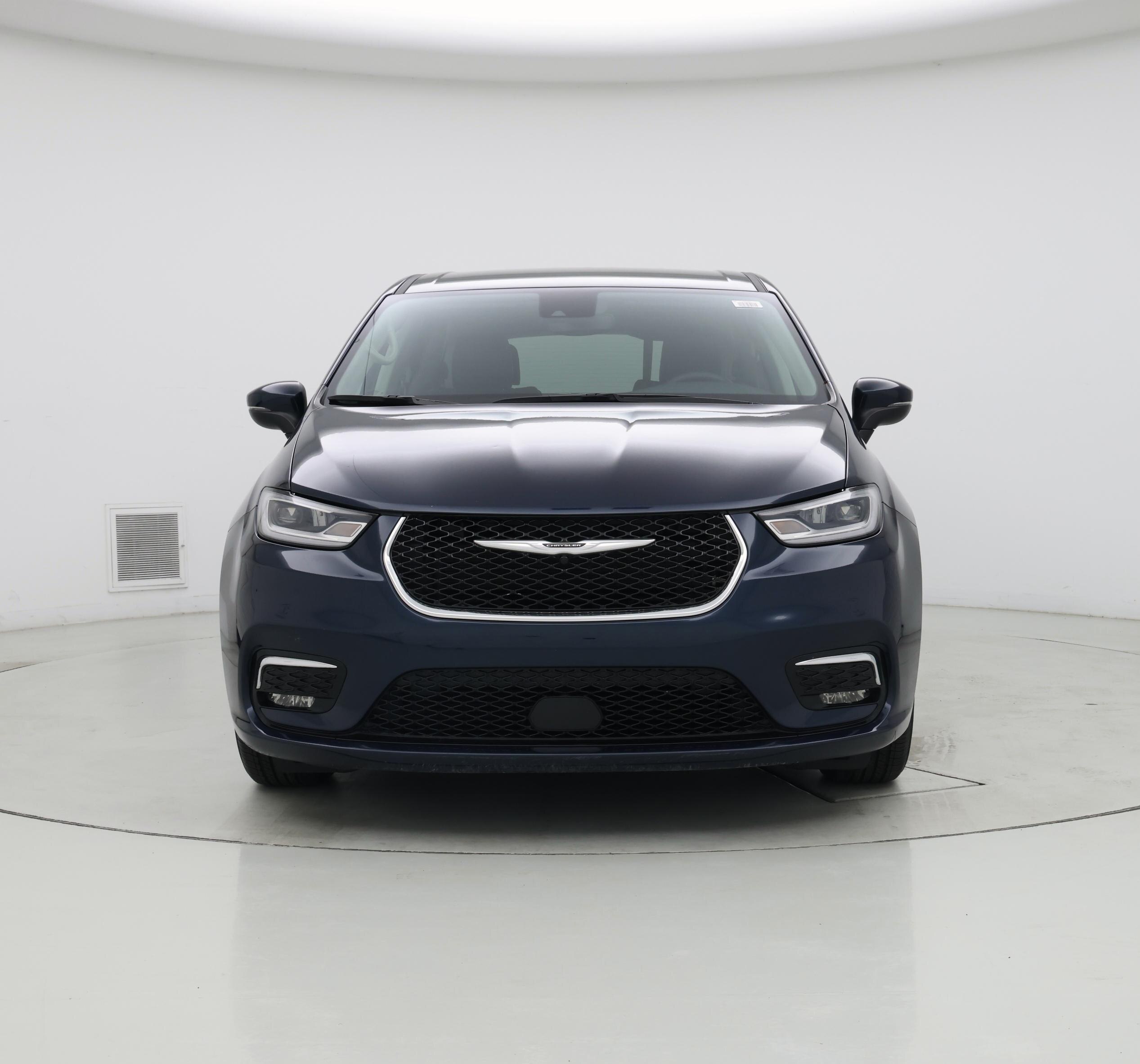 Thumbnail: 2023 Chrysler Pacifica - 5