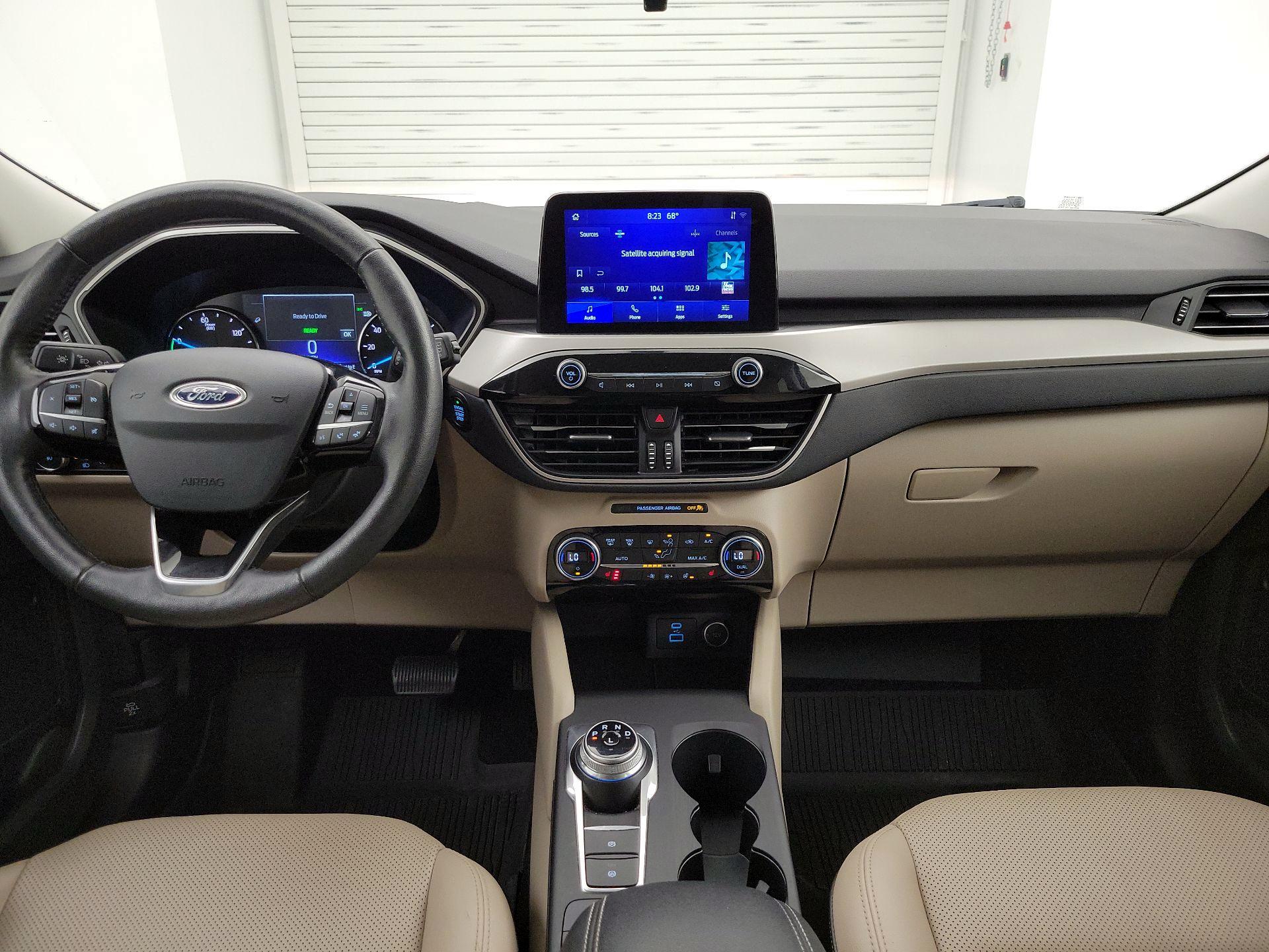 Thumbnail: 2021 Ford Escape - 9