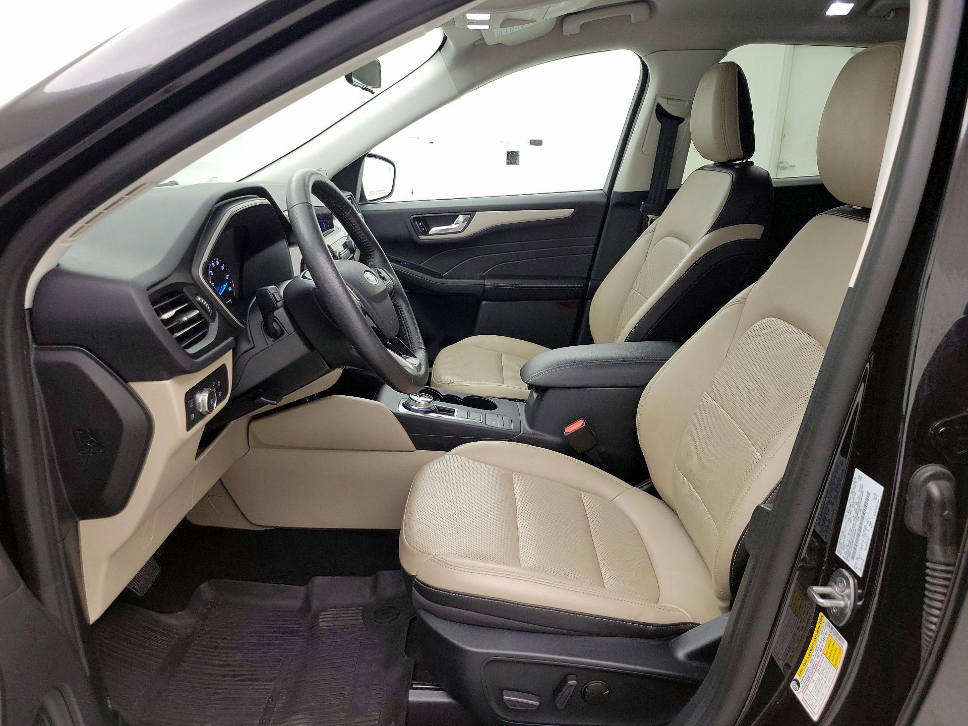 Thumbnail: 2021 Ford Escape - 11