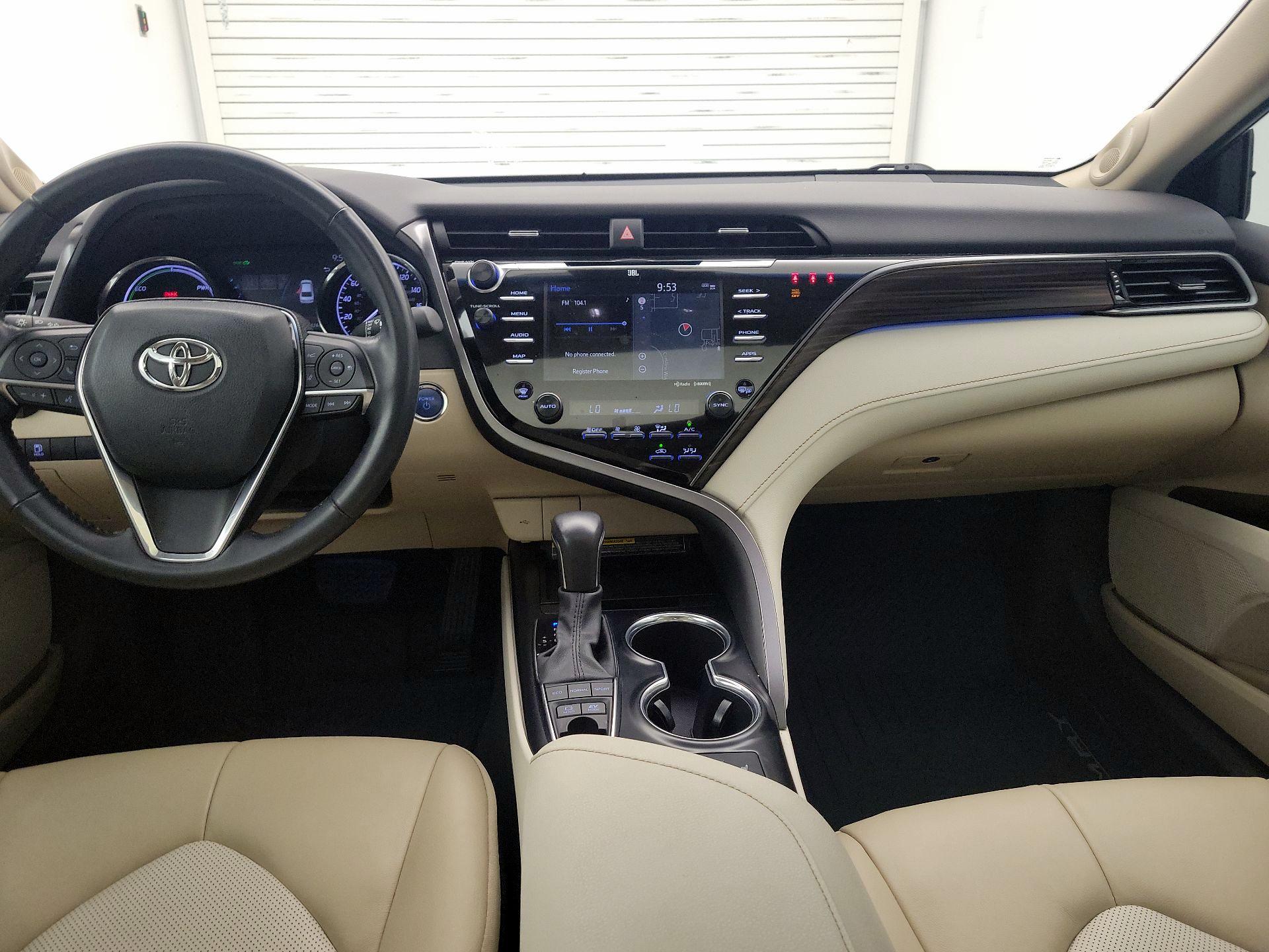 Thumbnail: 2020 Toyota Camry - 9