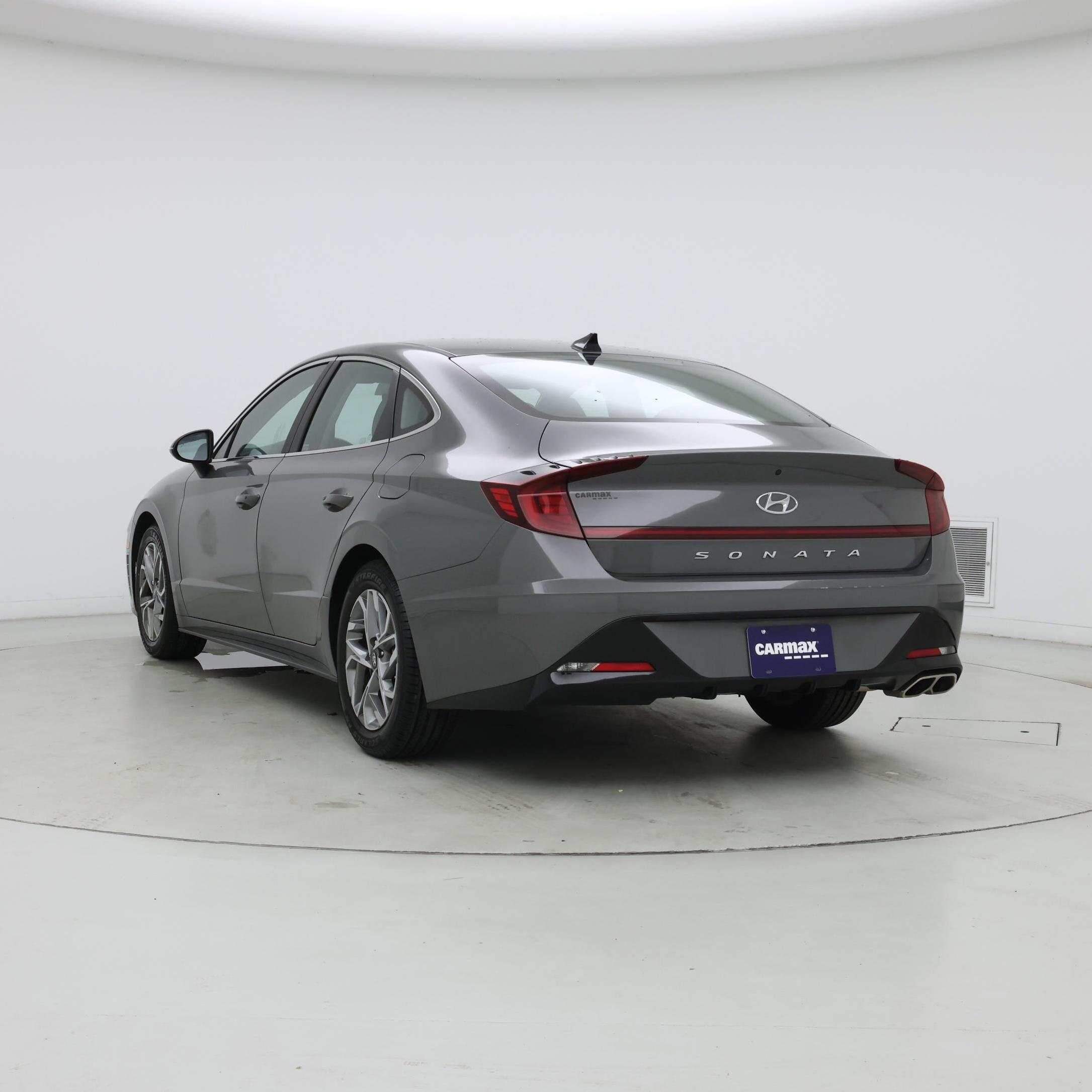 Thumbnail: 2023 Hyundai Sonata - 2