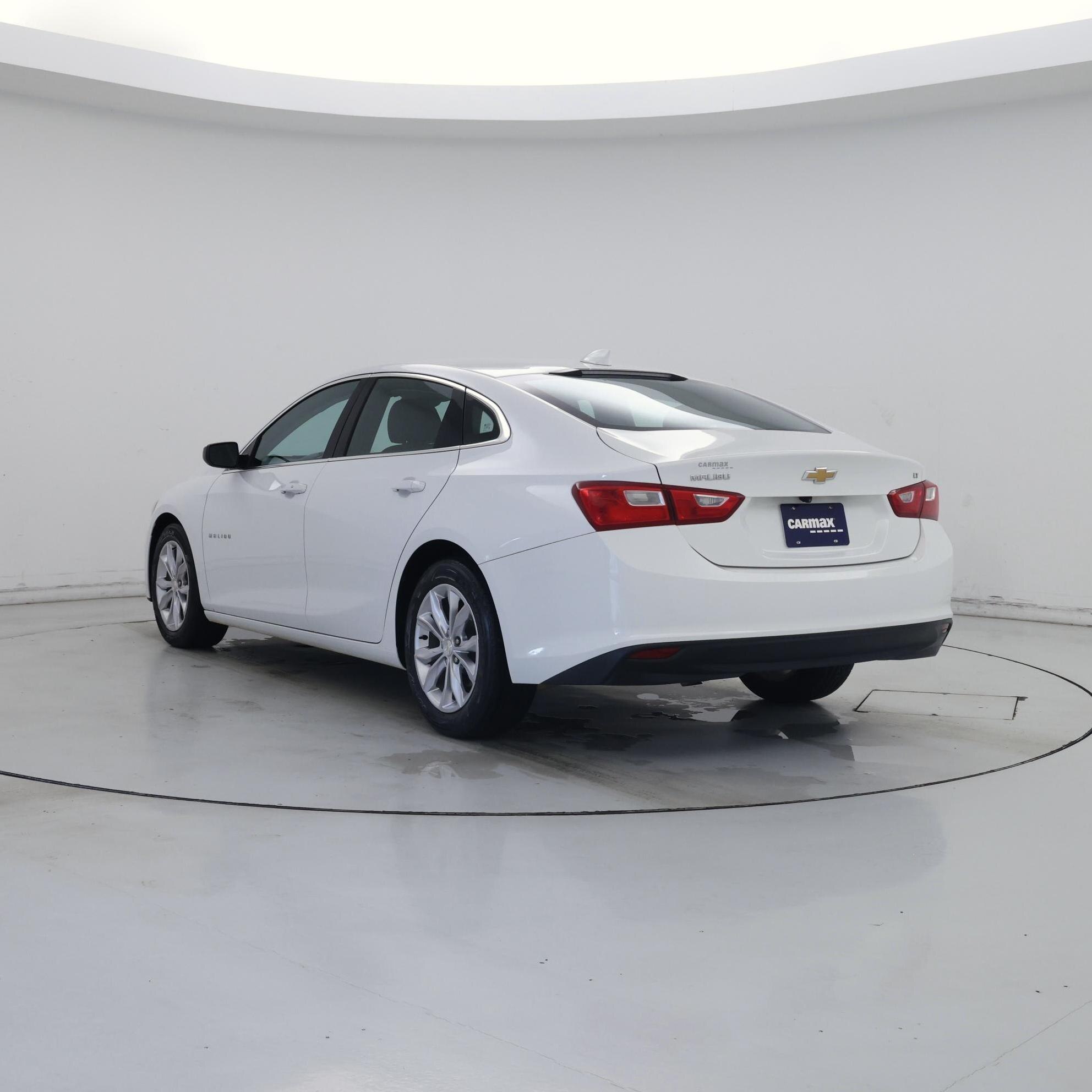 Thumbnail: 2023 Chevrolet Malibu - 2