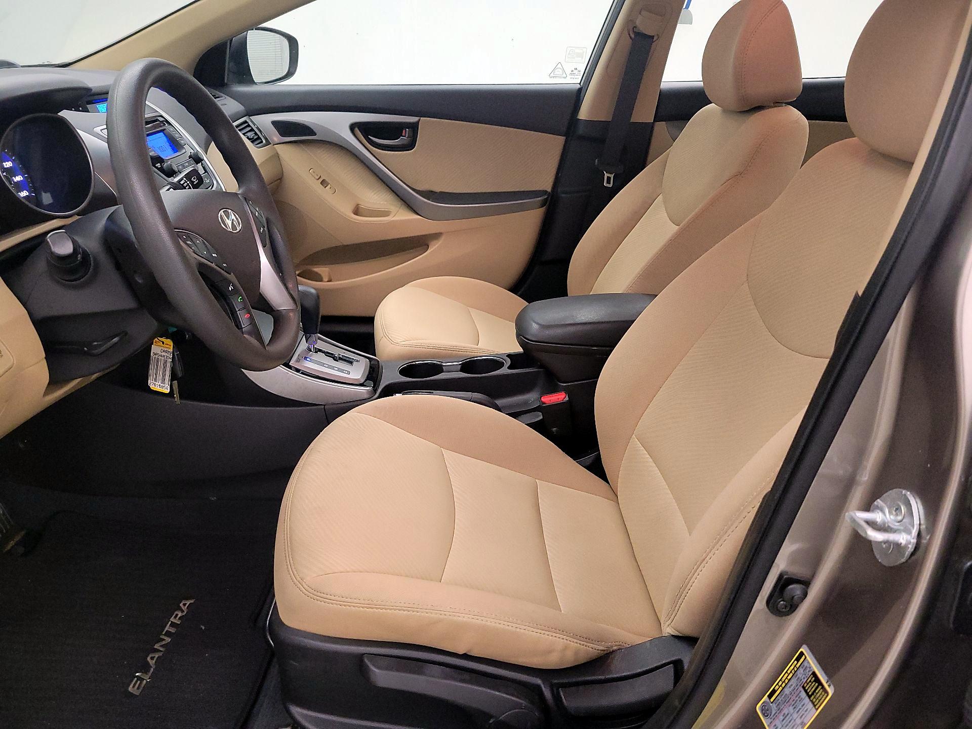 Thumbnail: 2013 Hyundai Elantra - 9