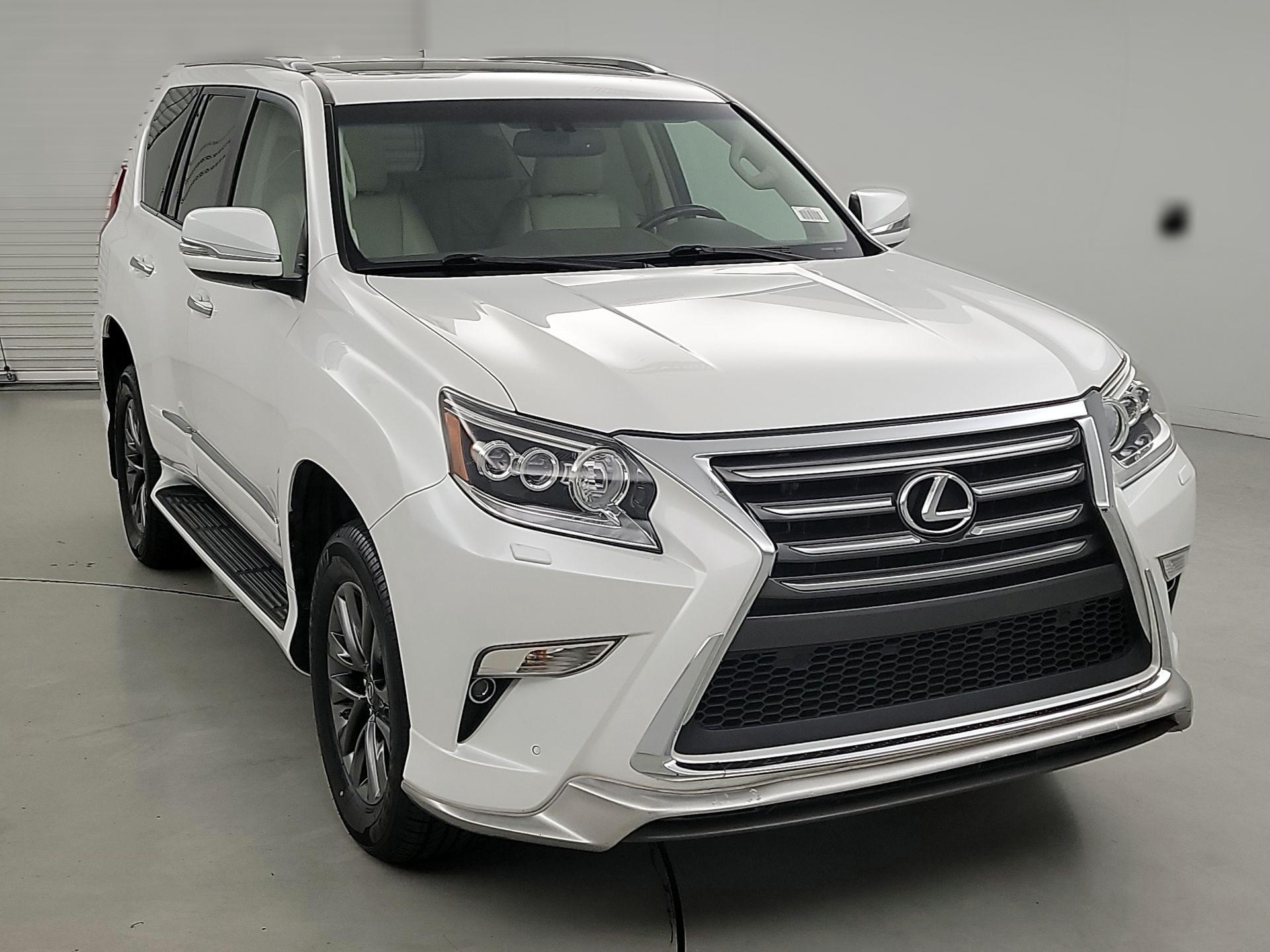 Thumbnail: 2019 Lexus GX - 1
