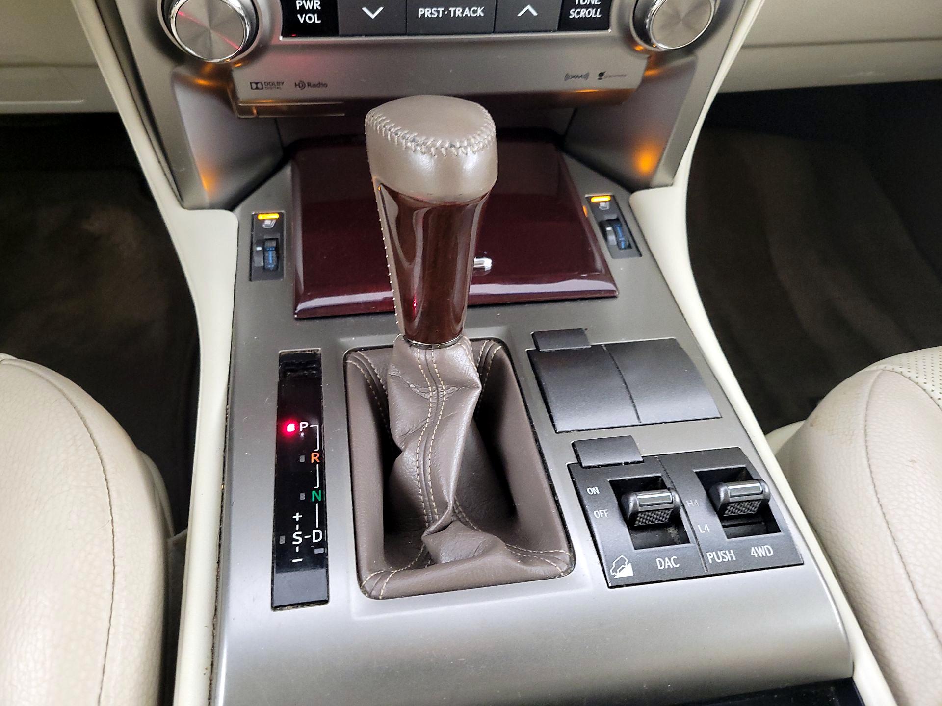 Thumbnail: 2019 Lexus GX - 16