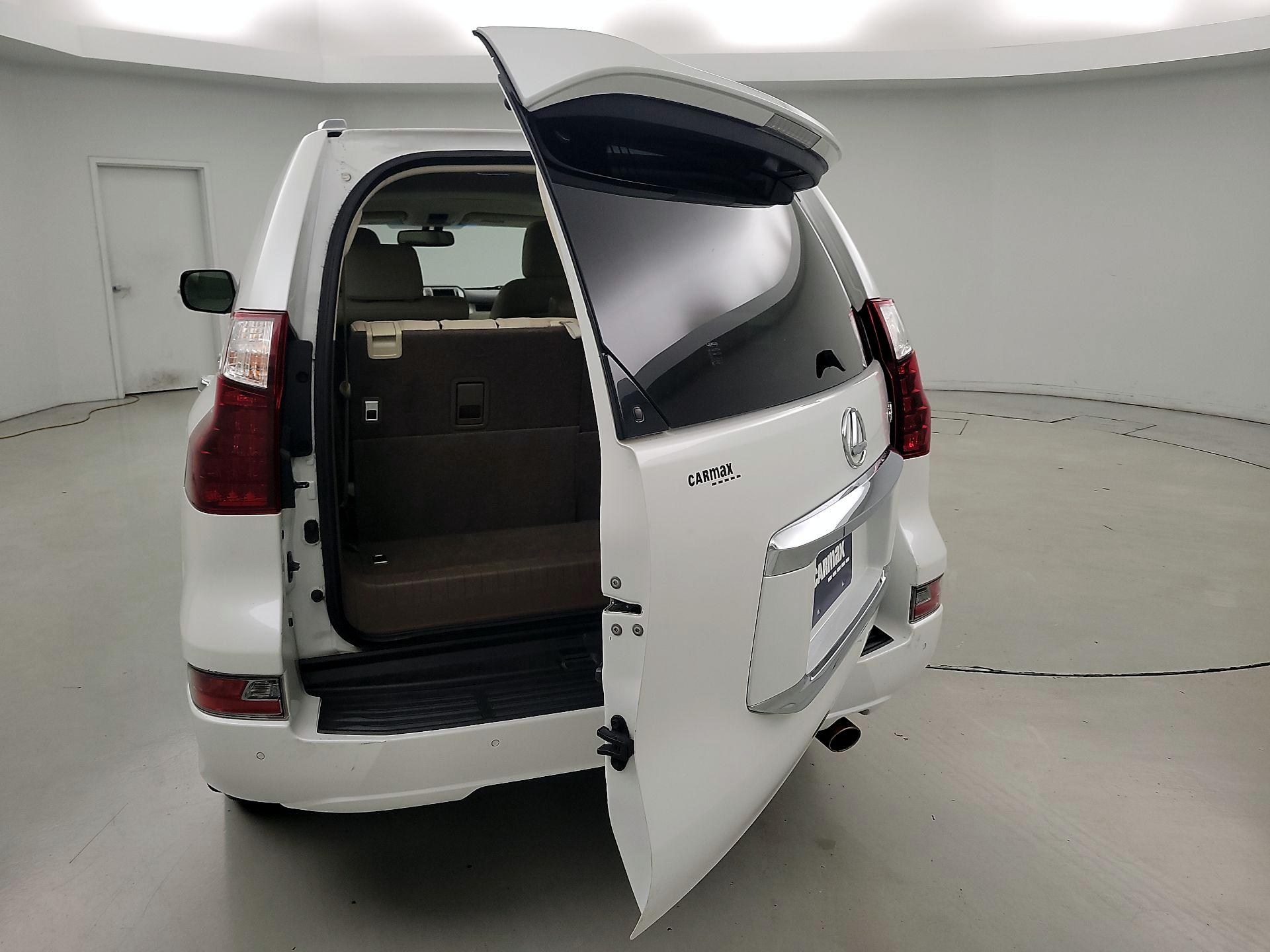 Thumbnail: 2019 Lexus GX - 20