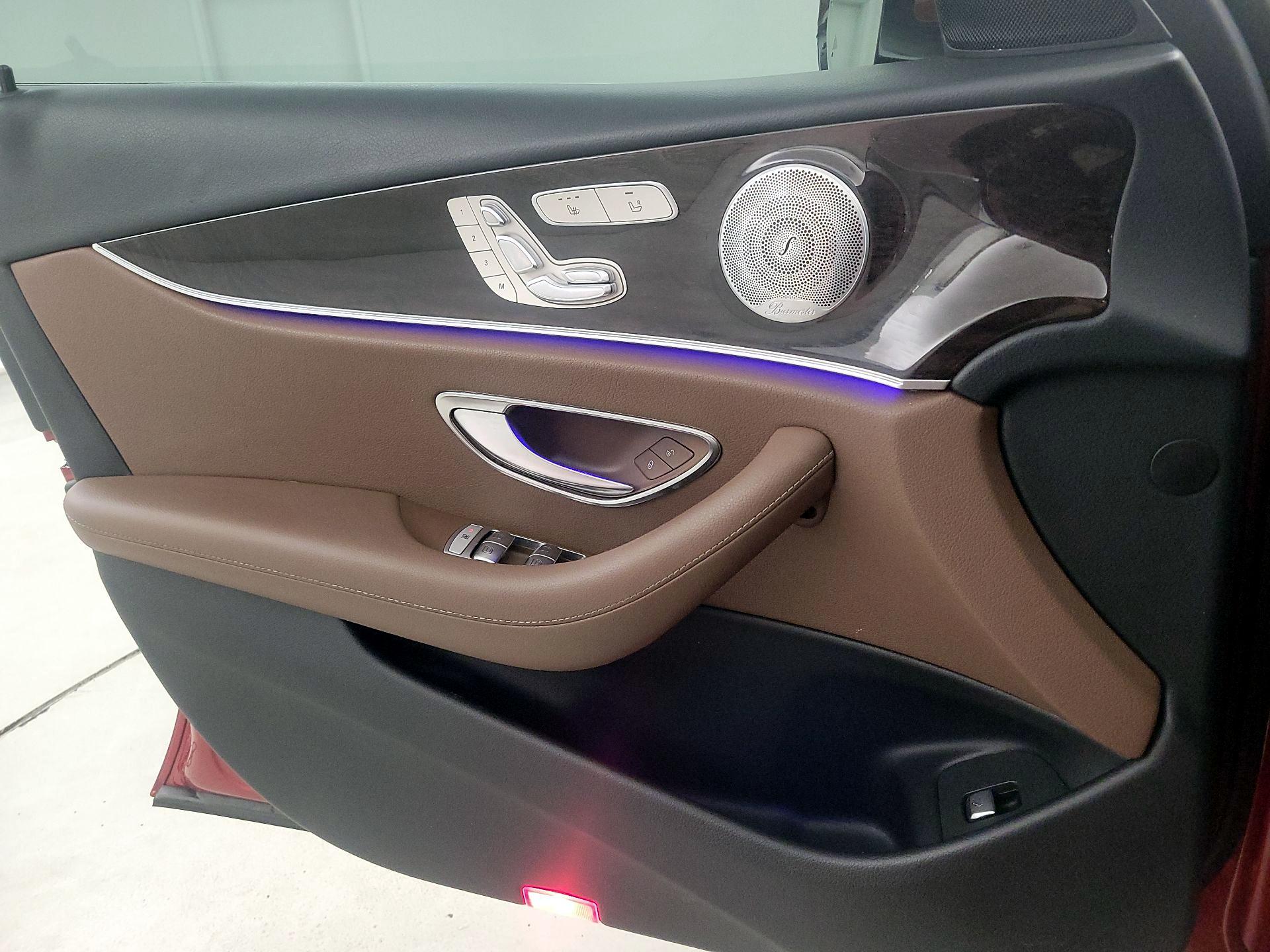 Thumbnail: 2017 Mercedes-Benz E-Class - 10
