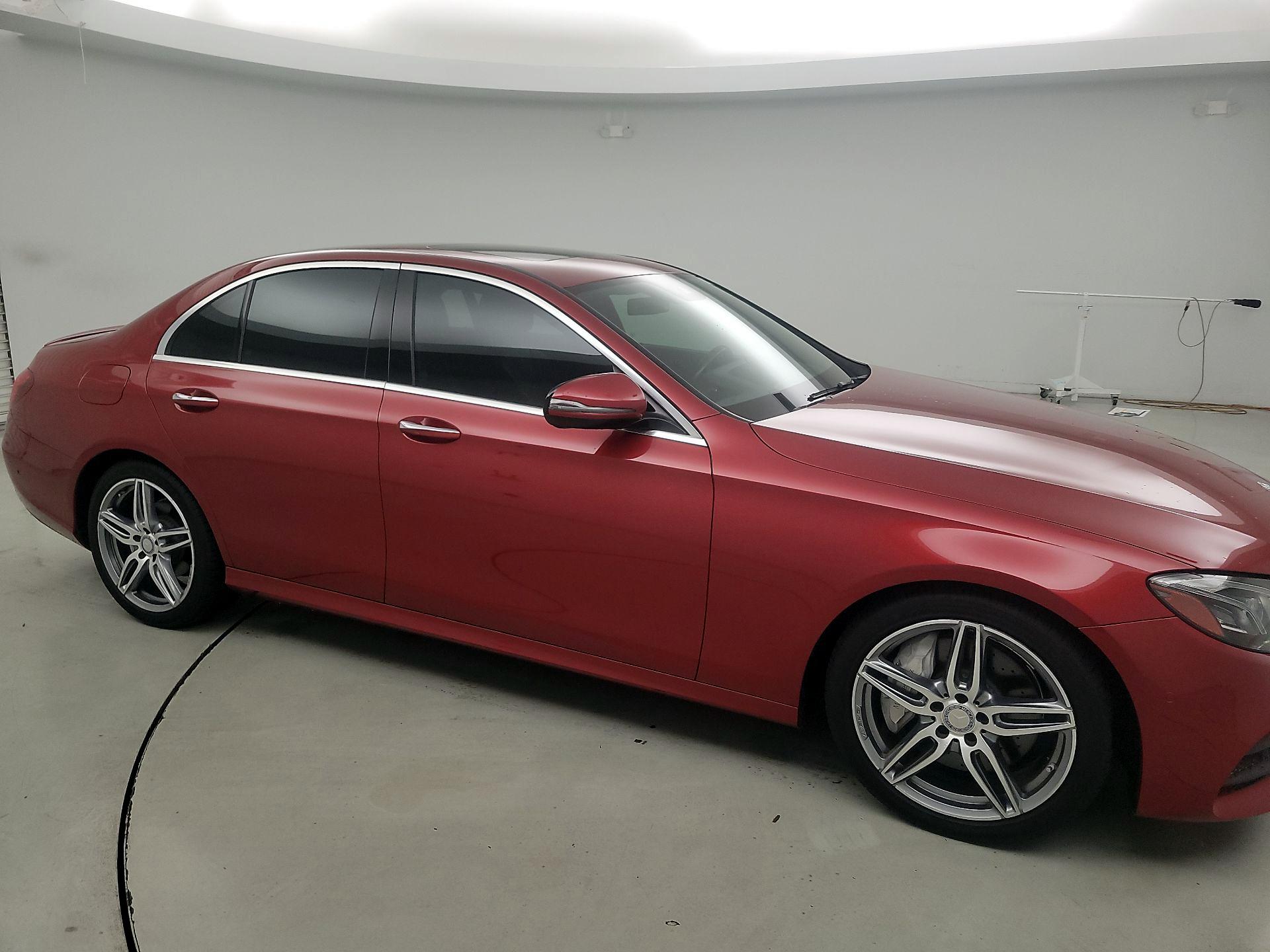 Thumbnail: 2017 Mercedes-Benz E-Class - 4