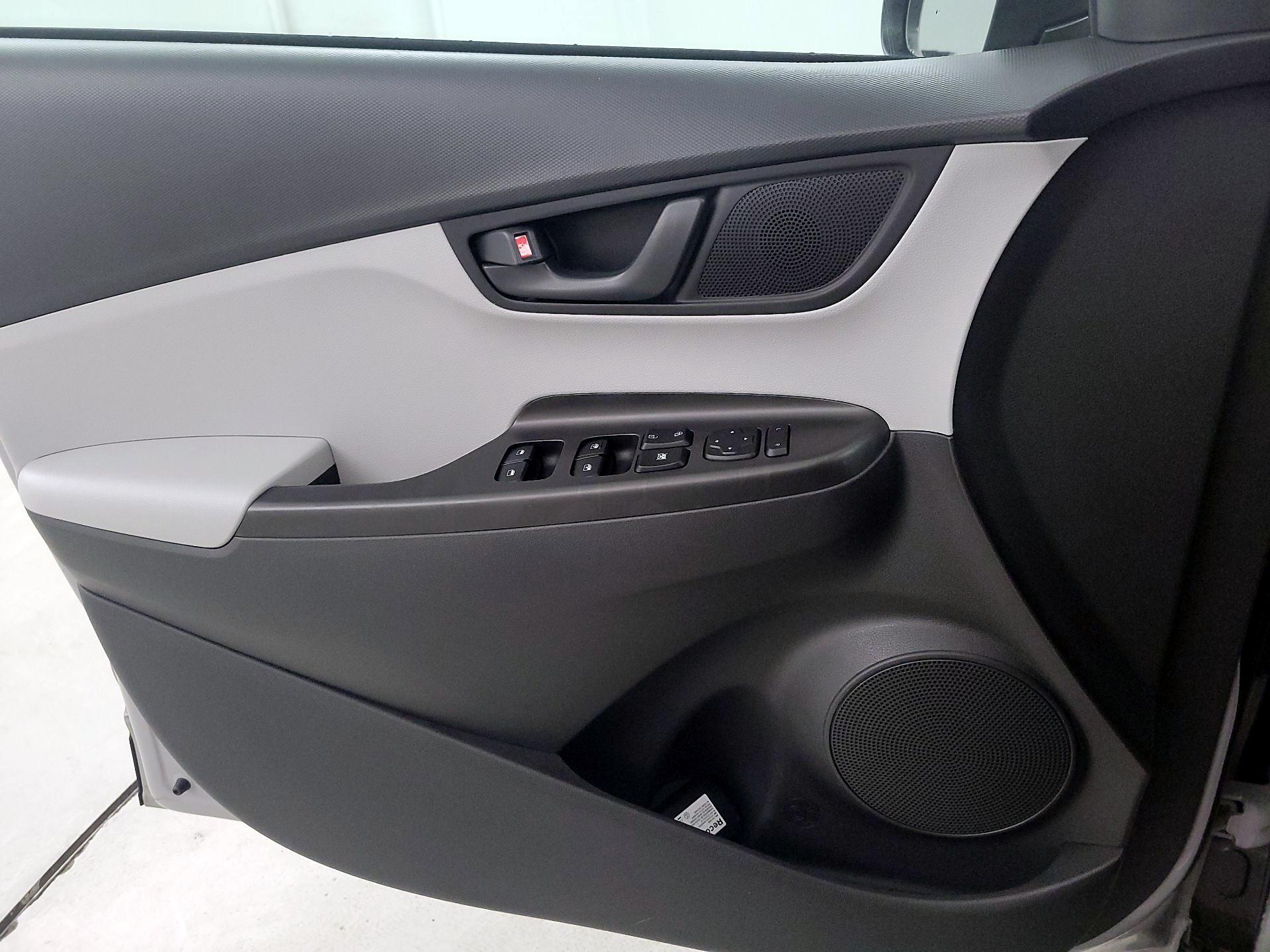 Thumbnail: 2023 Hyundai Kona - 10