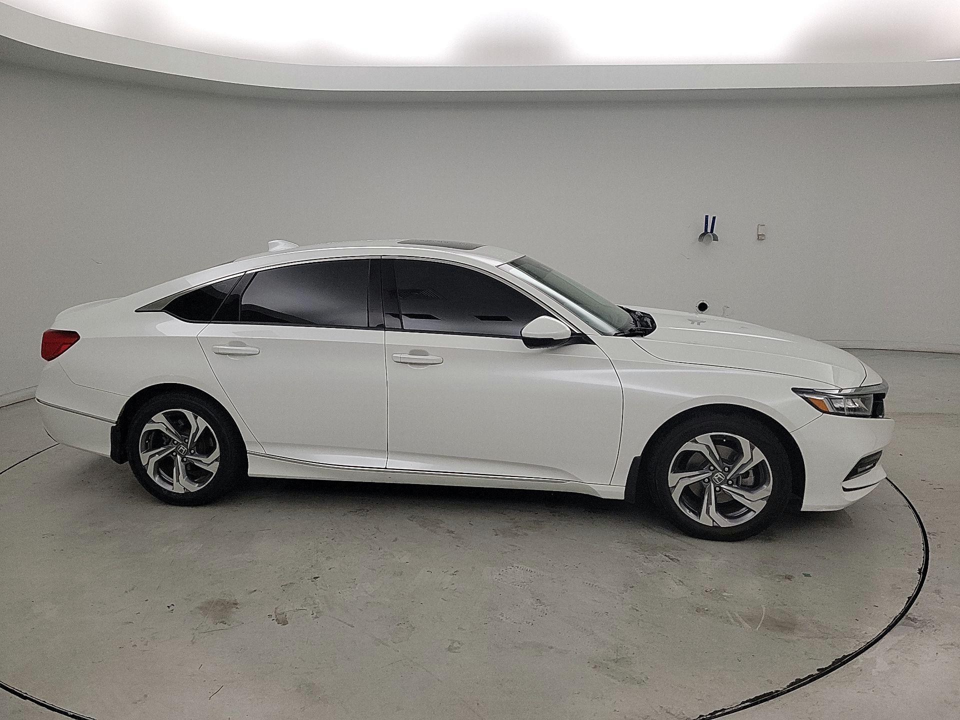 Thumbnail: 2020 Honda Accord - 4
