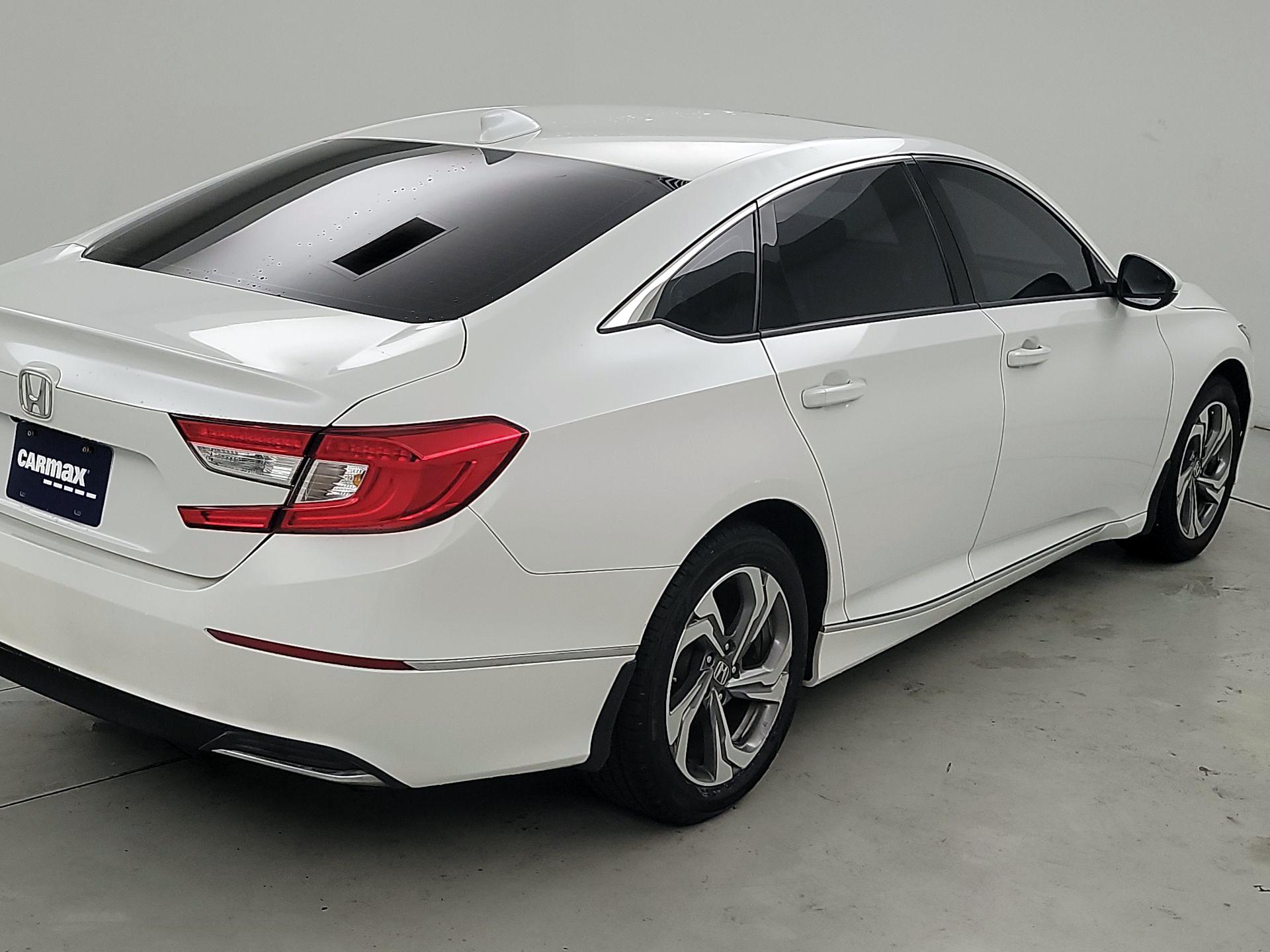 Thumbnail: 2020 Honda Accord - 5