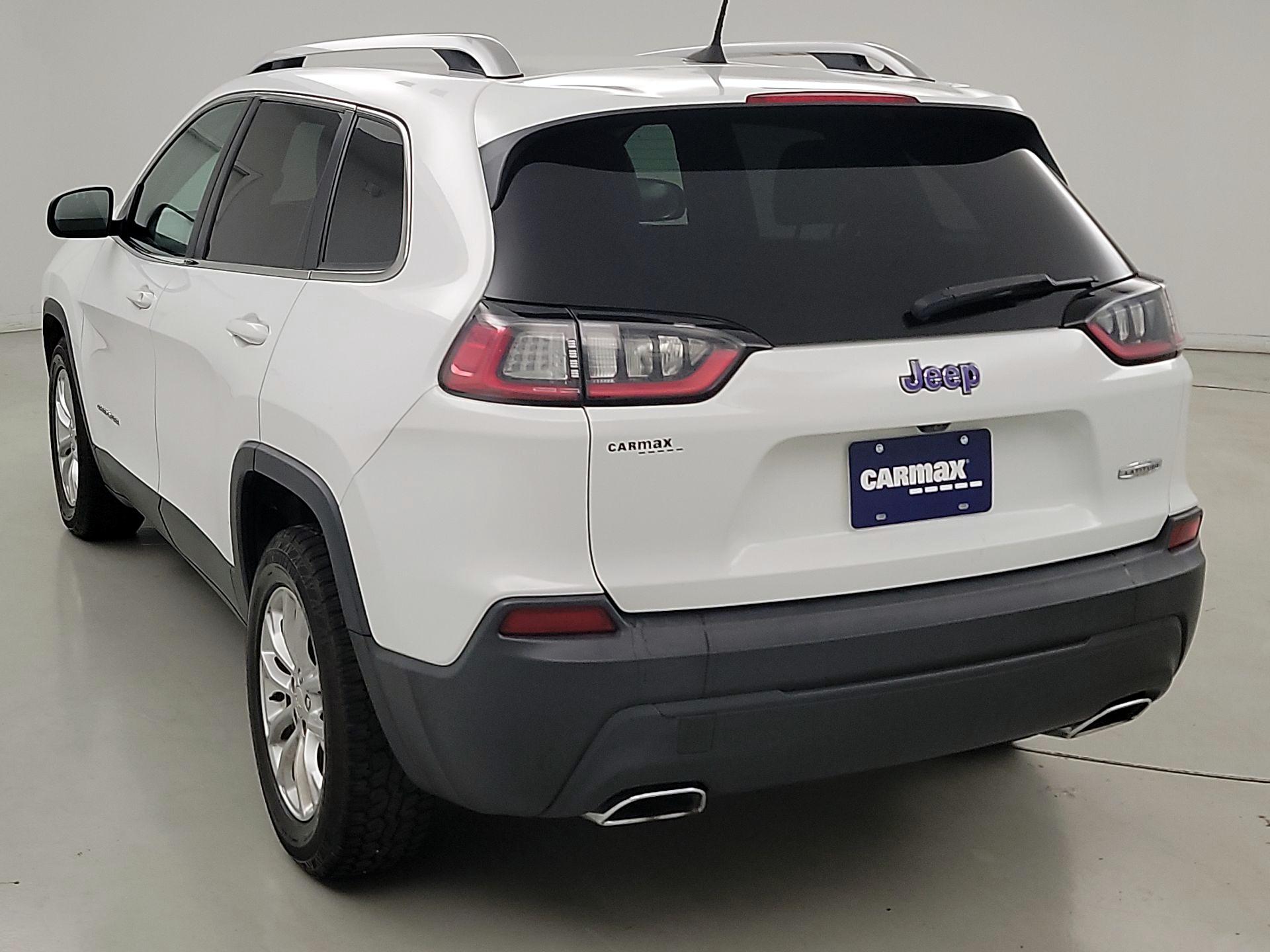 Thumbnail: 2019 Jeep Cherokee - 7