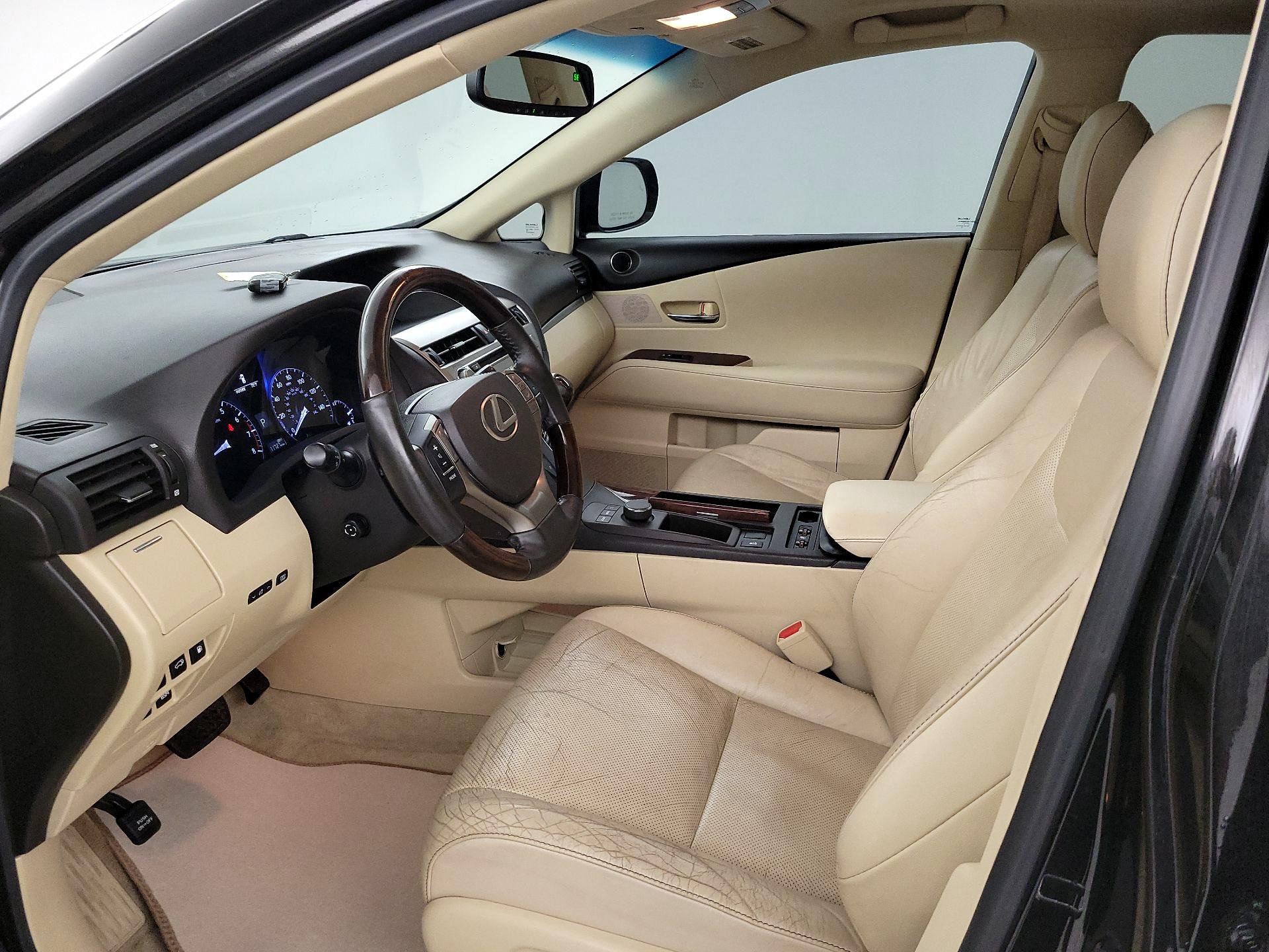 Thumbnail: 2015 Lexus RX - 9