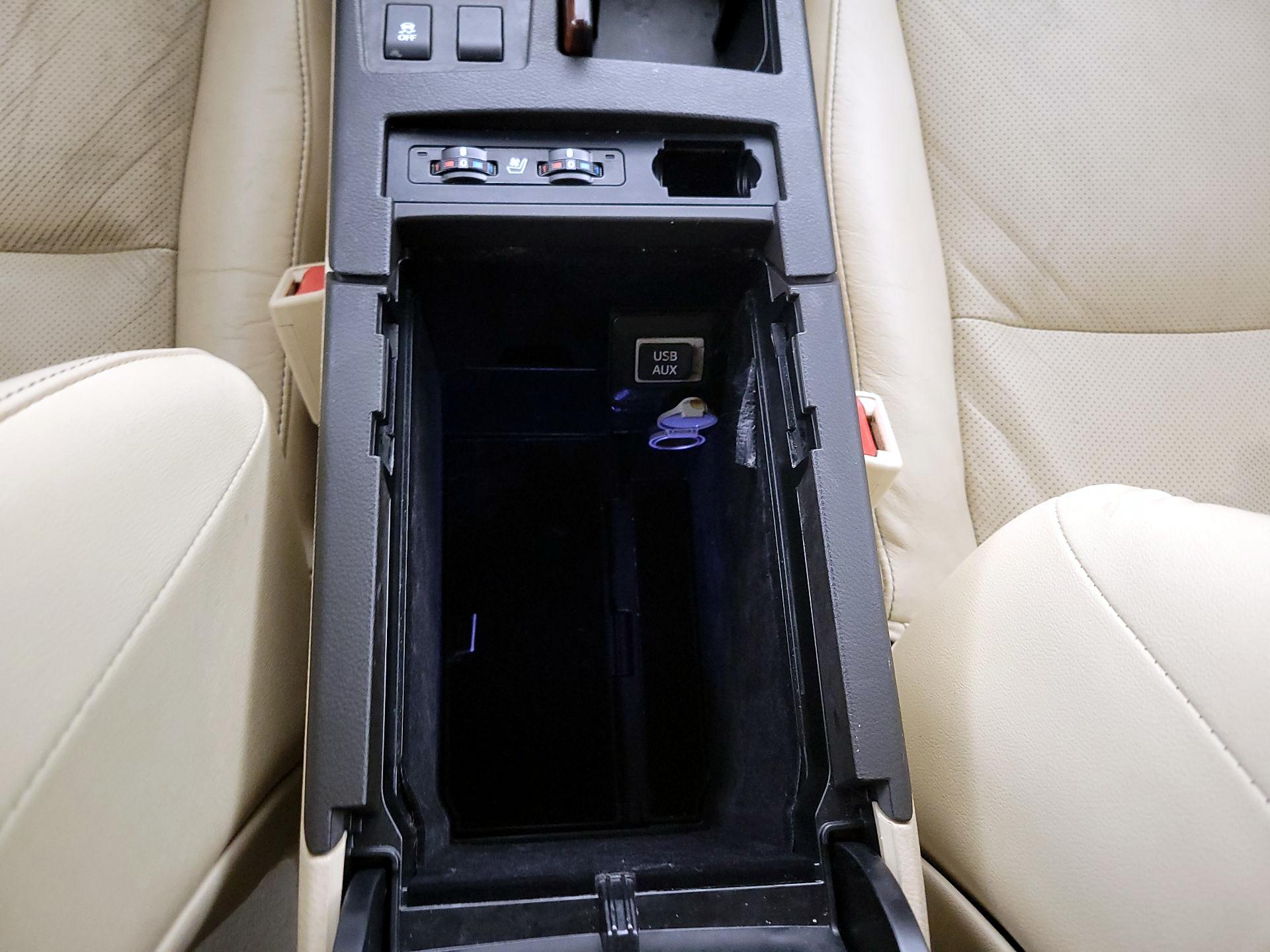 Thumbnail: 2015 Lexus RX - 16
