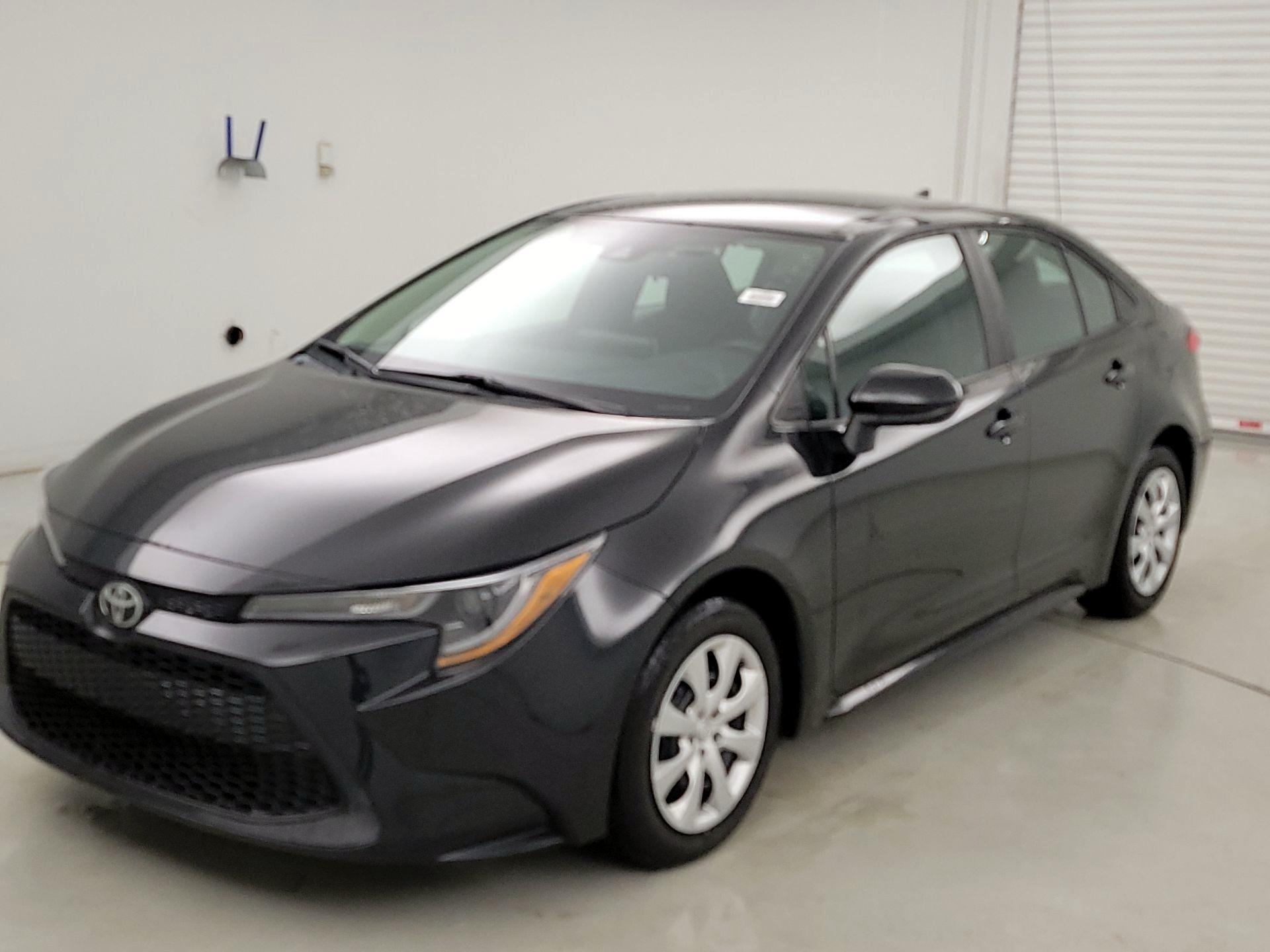 Thumbnail: 2021 Toyota Corolla - 3
