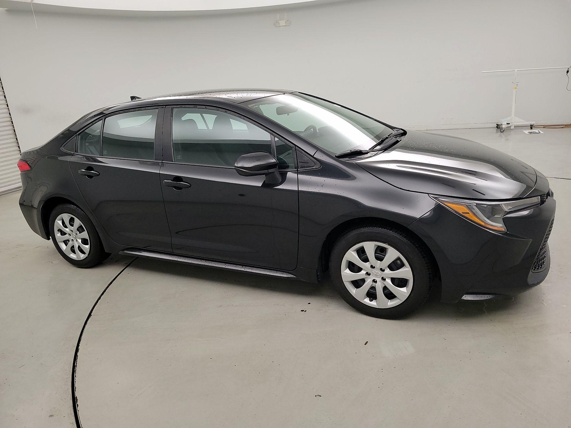 Thumbnail: 2021 Toyota Corolla - 4