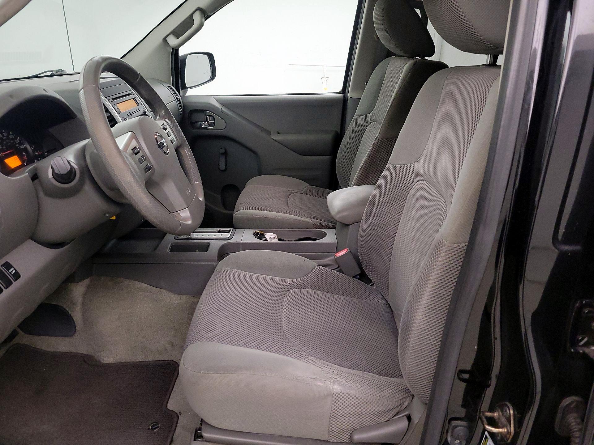 Thumbnail: 2015 Nissan Frontier - 11