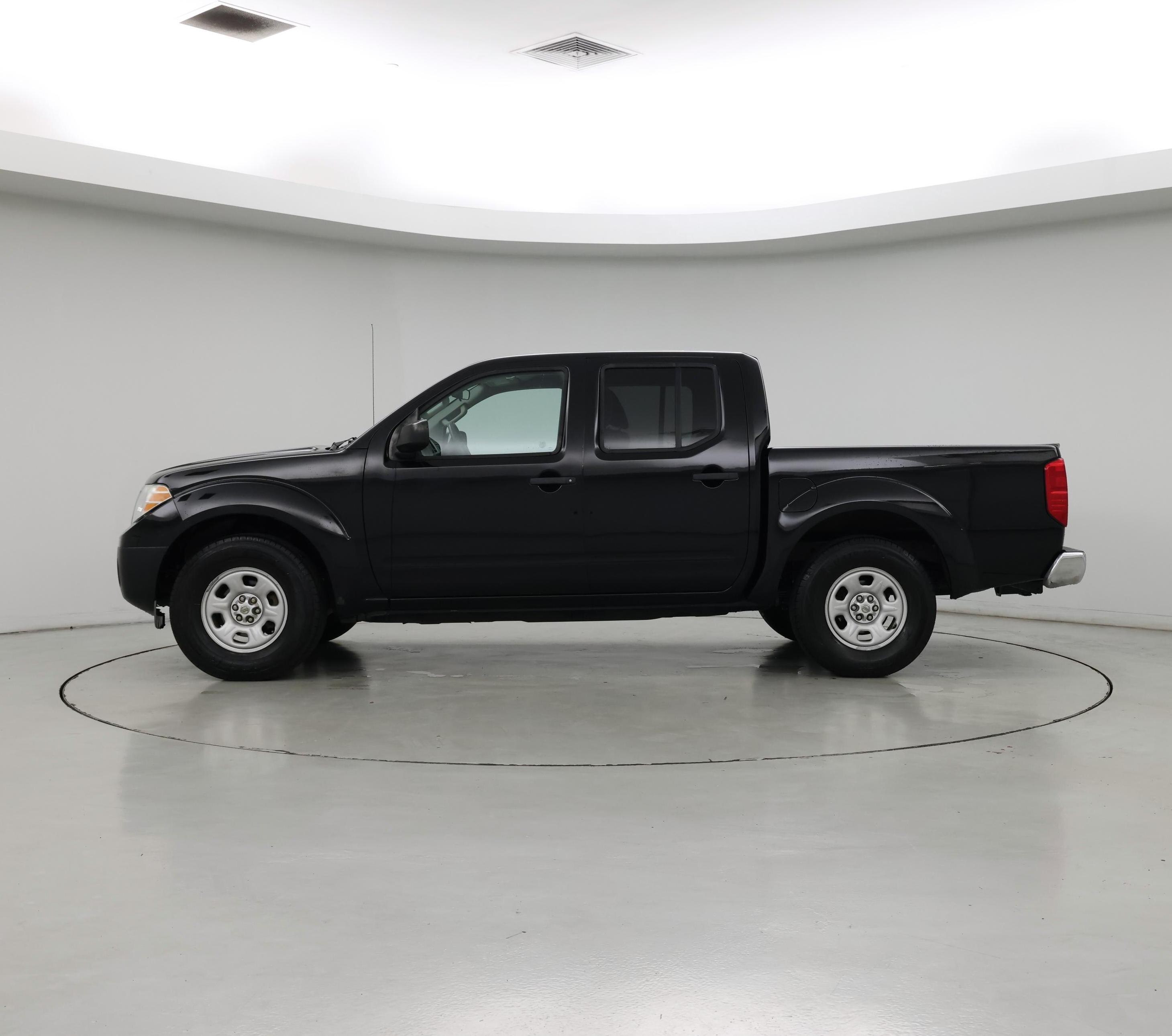 Thumbnail: 2015 Nissan Frontier - 3