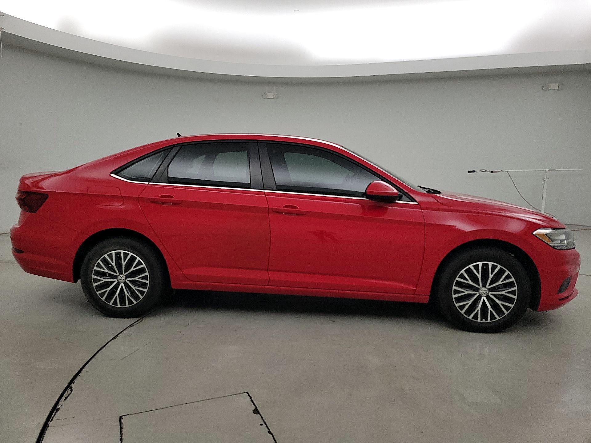 Thumbnail: 2021 Volkswagen Jetta - 4