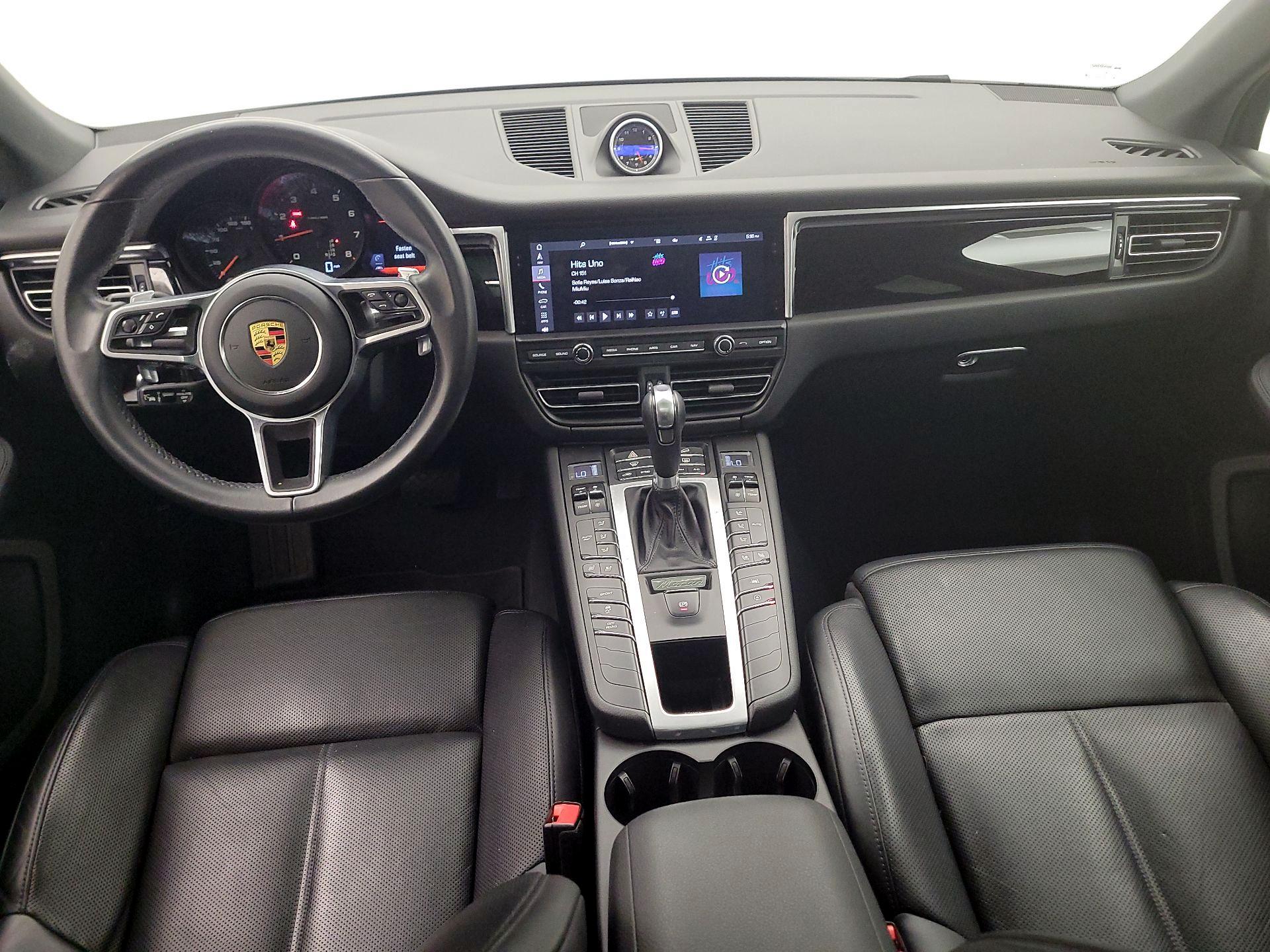 Thumbnail: 2021 Porsche Macan - 9
