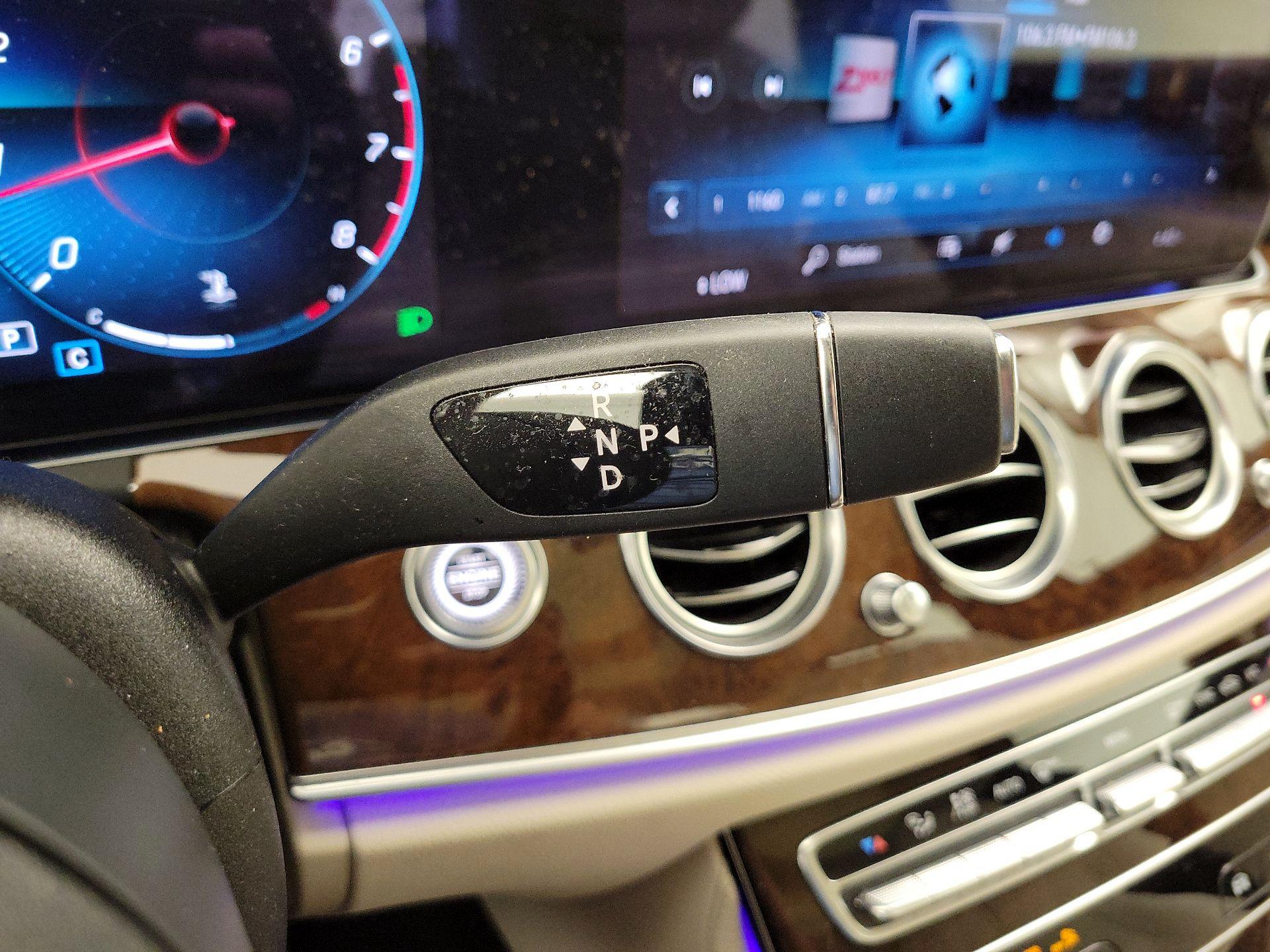 Thumbnail: 2022 Mercedes-Benz E-Class - 18